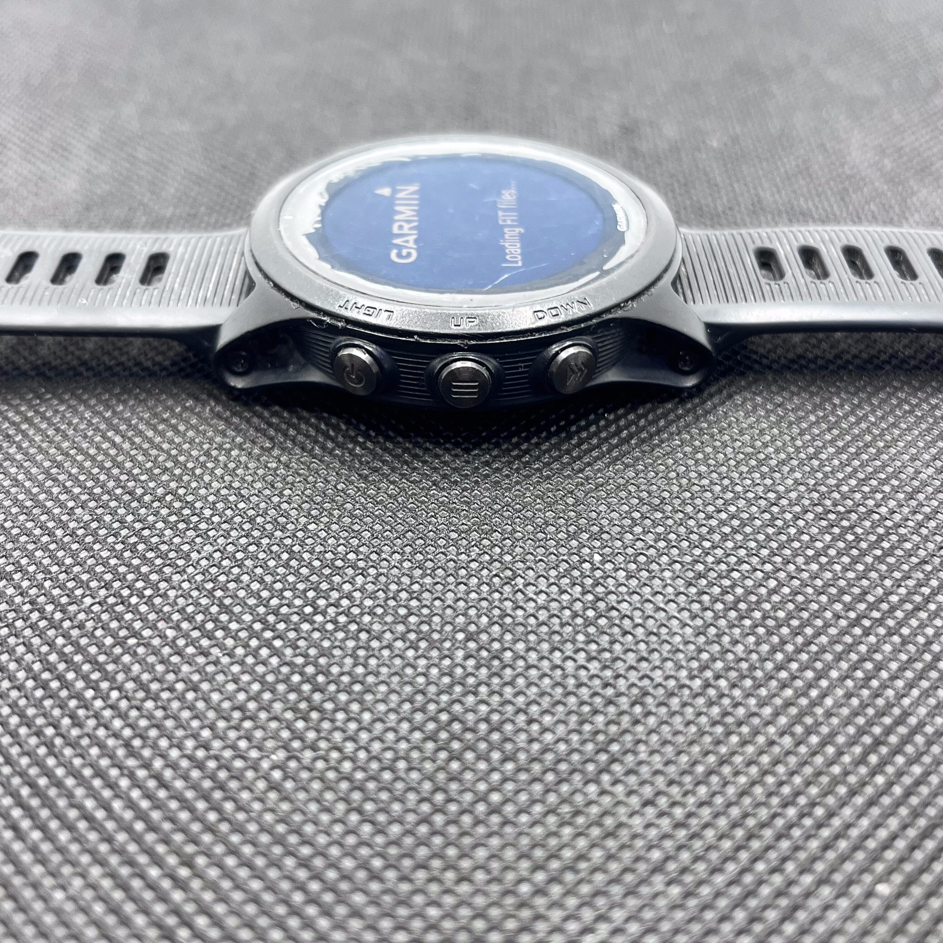 Garmin Forerunner 945 Screen Damage Black (3 Month Warranty) - Image 2