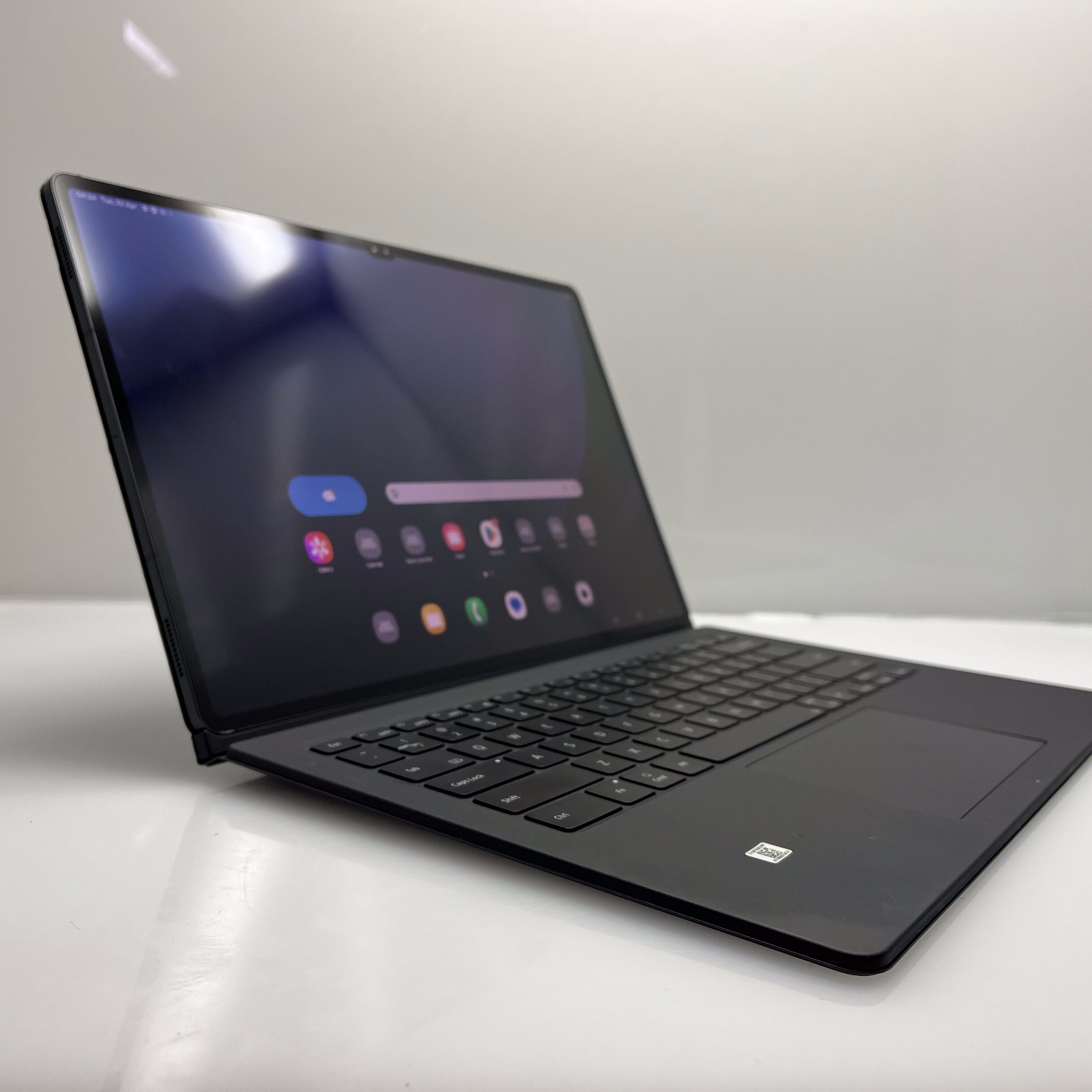 Samsung Galaxy Tab S9 Ultra 5G 256GB Dual Sim Grey (12 Month Warranty) + Keyboard Cover Bundle Value: R700 - Image 7