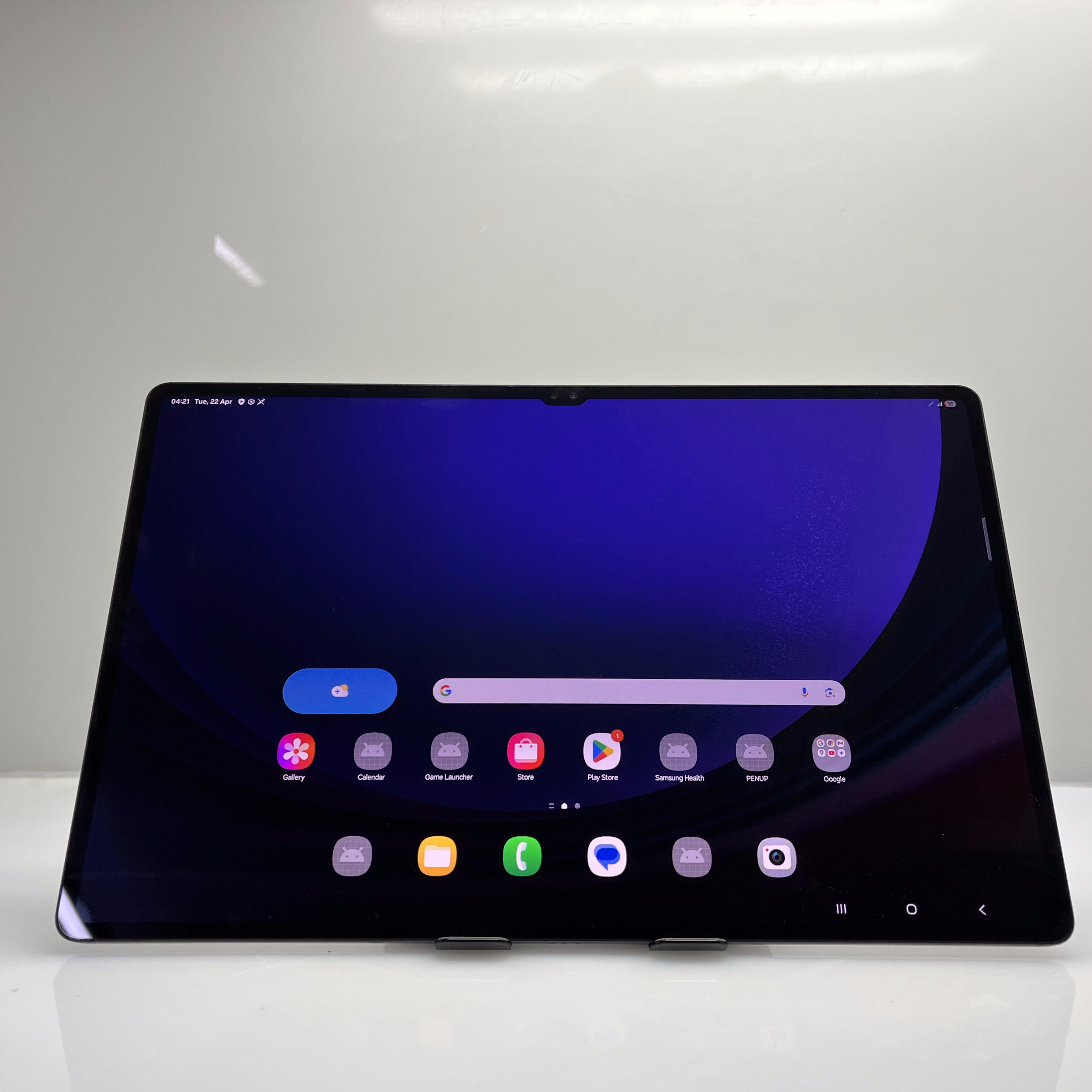 Samsung Galaxy Tab S9 Ultra 5G 256GB Dual Sim Grey (12 Month Warranty) + Keyboard Cover Bundle Value: R700 - Image 3