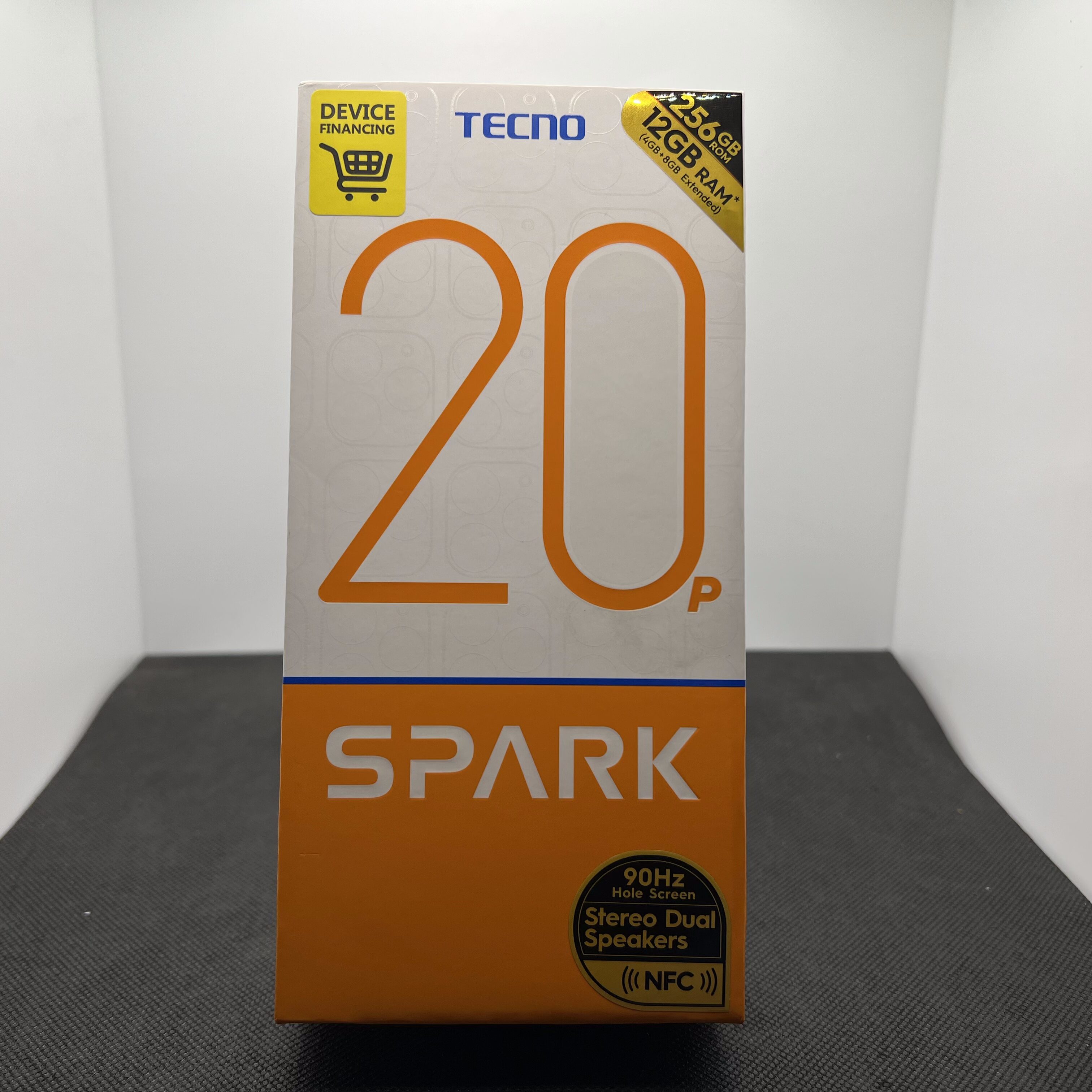 Tecno Spark 20p 256GB Dual Sim Magic Skin Green - Sealed - Image 3
