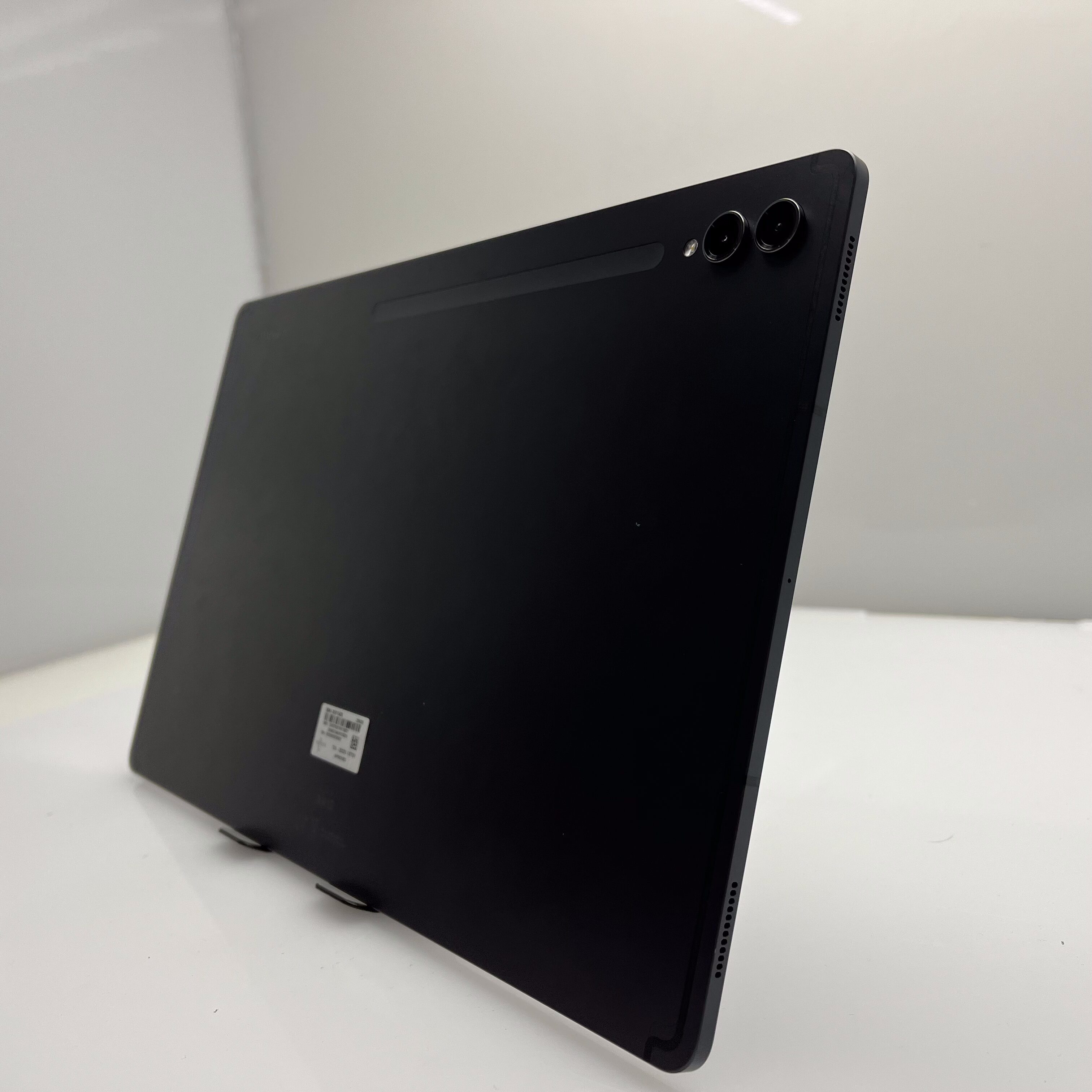 Samsung Galaxy Tab S9 Ultra 5G 256GB Dual Sim Grey (12 Month Warranty) + Keyboard Cover Bundle Value: R700 - Image 6