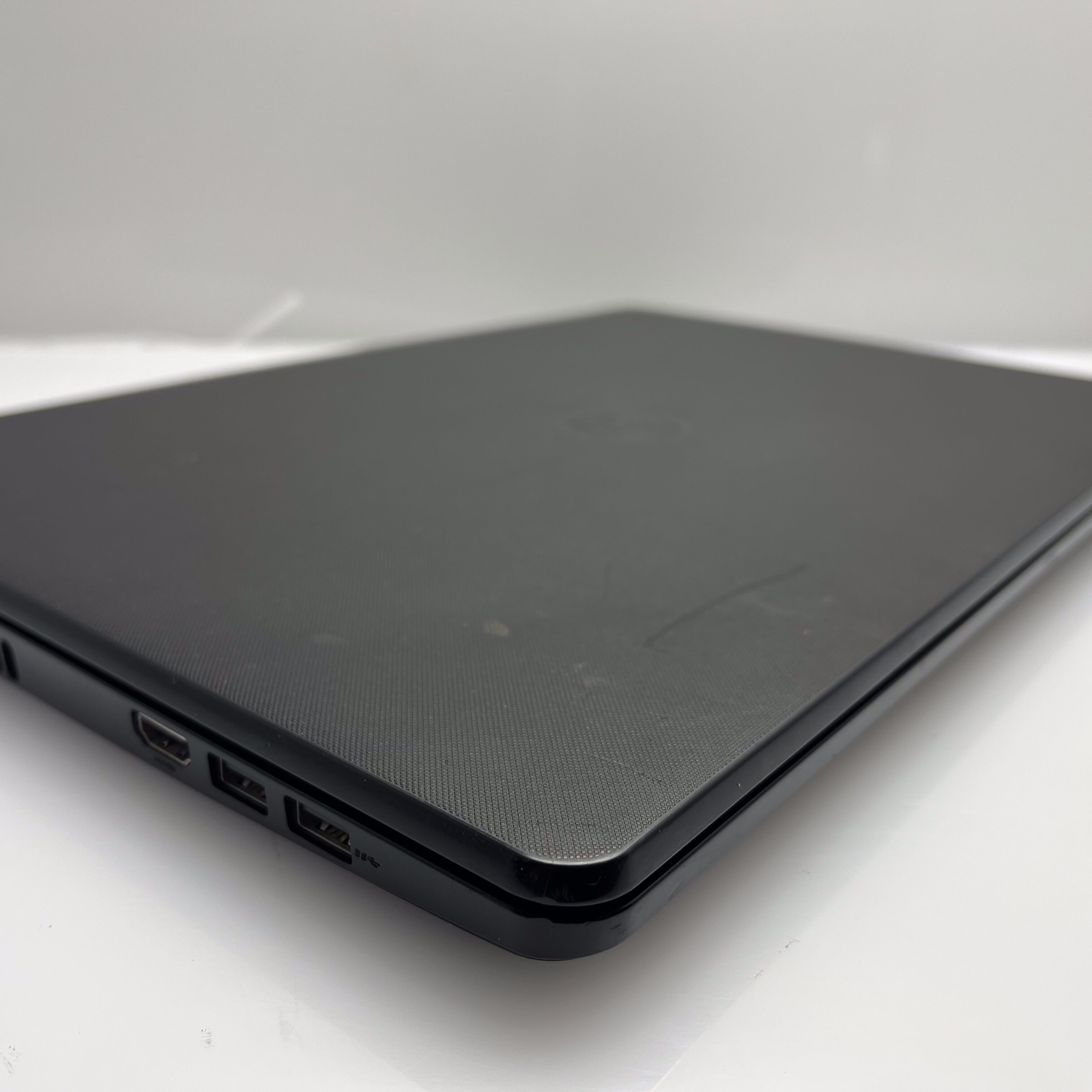 Dell Inspiron 15 6th Gen "Core i3" 2.00GHz 8GB RAM 512GB SSD Black - Image 7