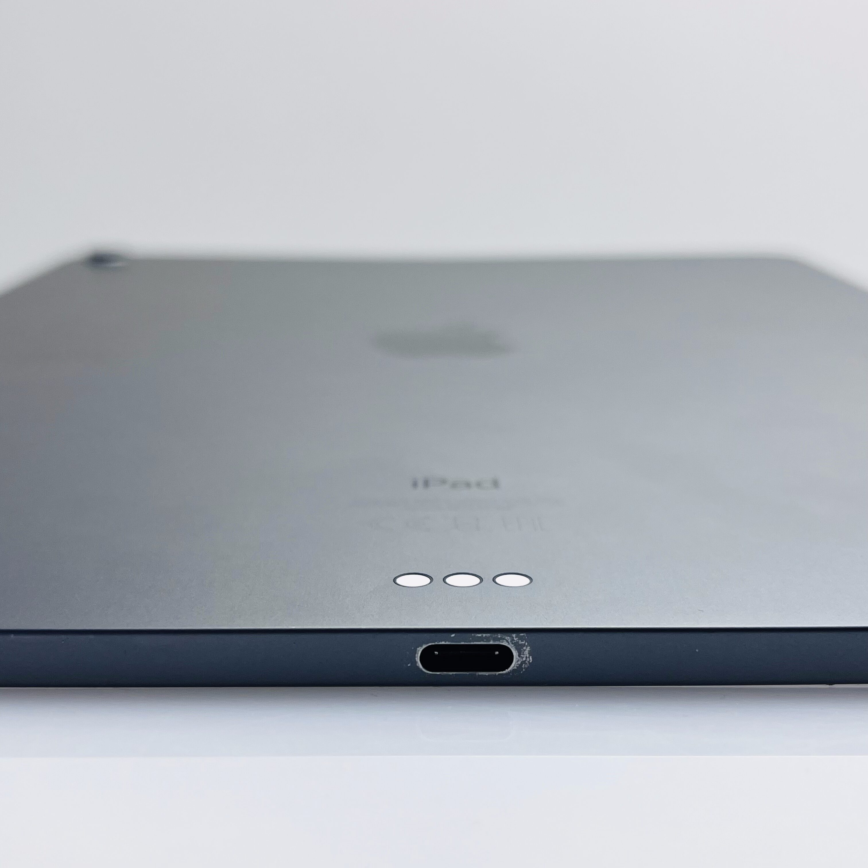 Apple iPad Pro 12.9 3rd Gen (Wifi Only) 64GB Space Grey - No Face ID And Screen Damage - Image 12