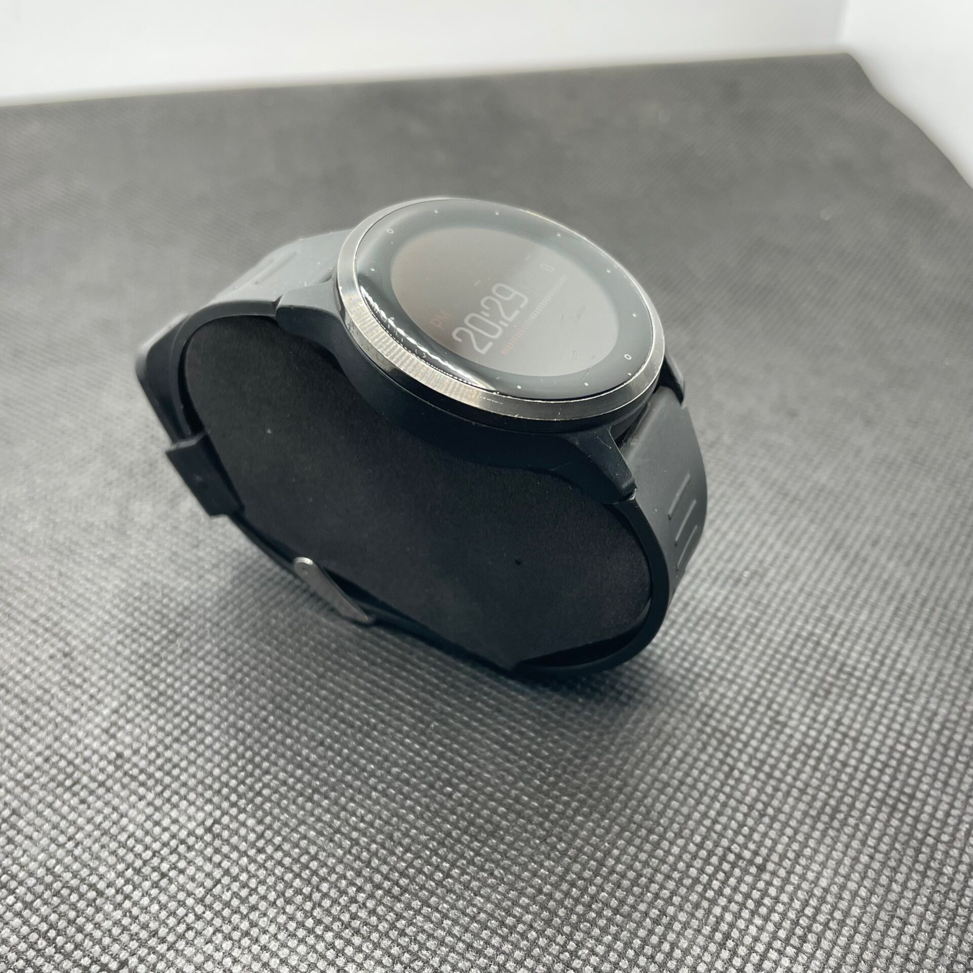 Garmin VivoActive 4S Black (3 Month Warranty) - Image 2