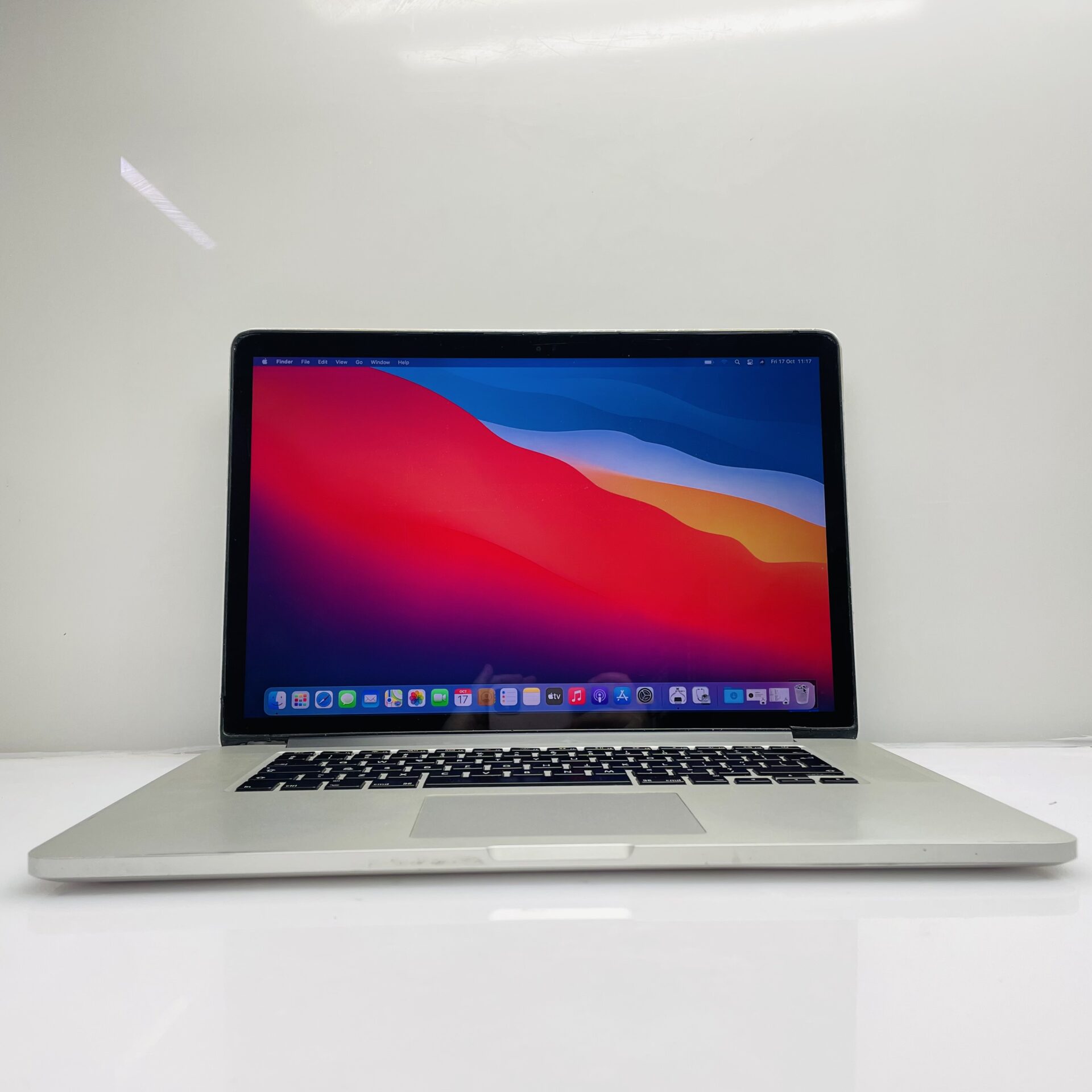 Apple Macbook Pro 15-Inch "Core i7" 2.3GHz (Late 2013) 16GB 512GB SSD Silver - Camera Not Working And Hinge Damage - Image 8