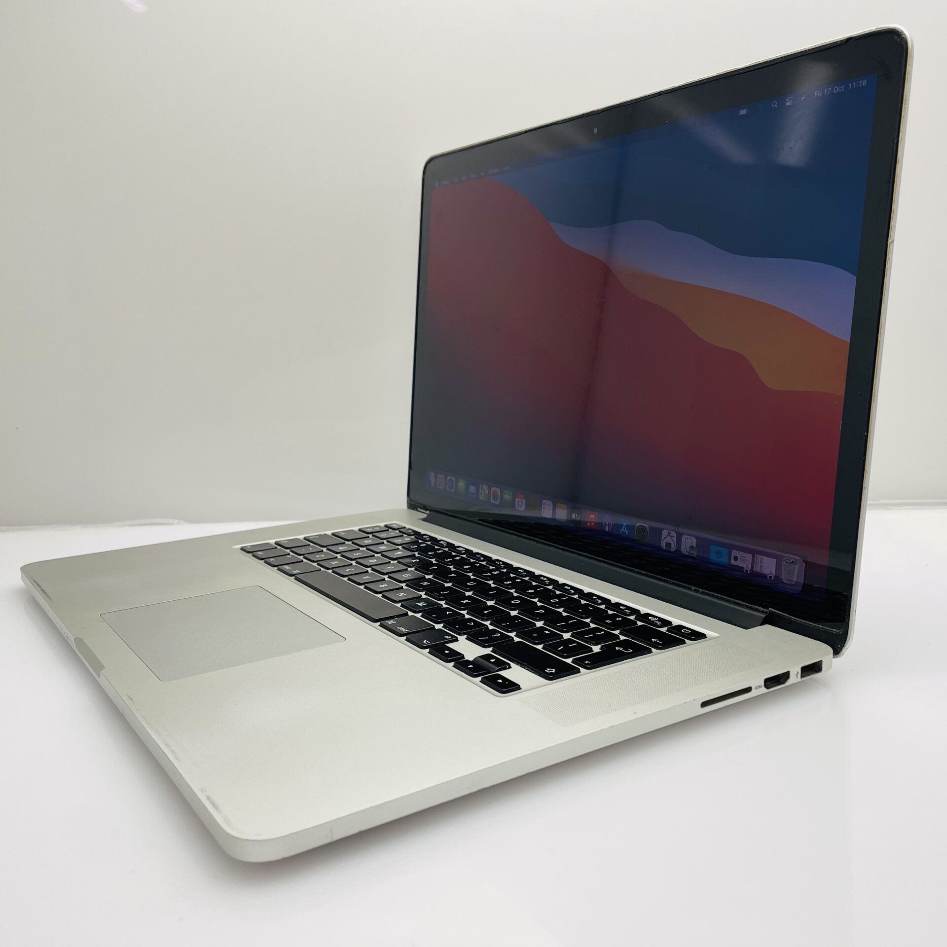 Apple Macbook Pro 15-Inch "Core i7" 2.3GHz (Late 2013) 16GB 512GB SSD Silver - Camera Not Working And Hinge Damage - Image 10