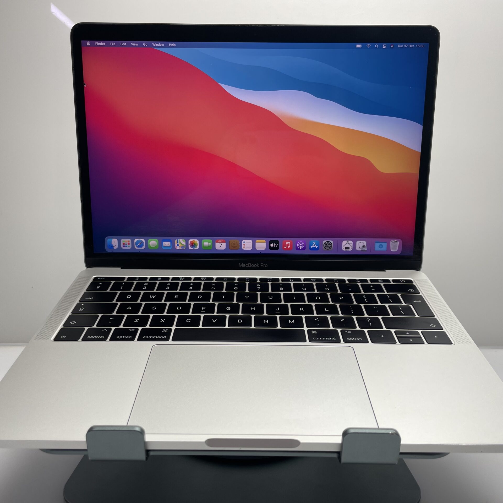 Apple Macbook Pro "Core i5" 13-inch 2.3GHz (Mid-2017) 8GB RAM 256GB SSD Grey/Silver (3 Month Warranty) - Bright Spots - Image 3