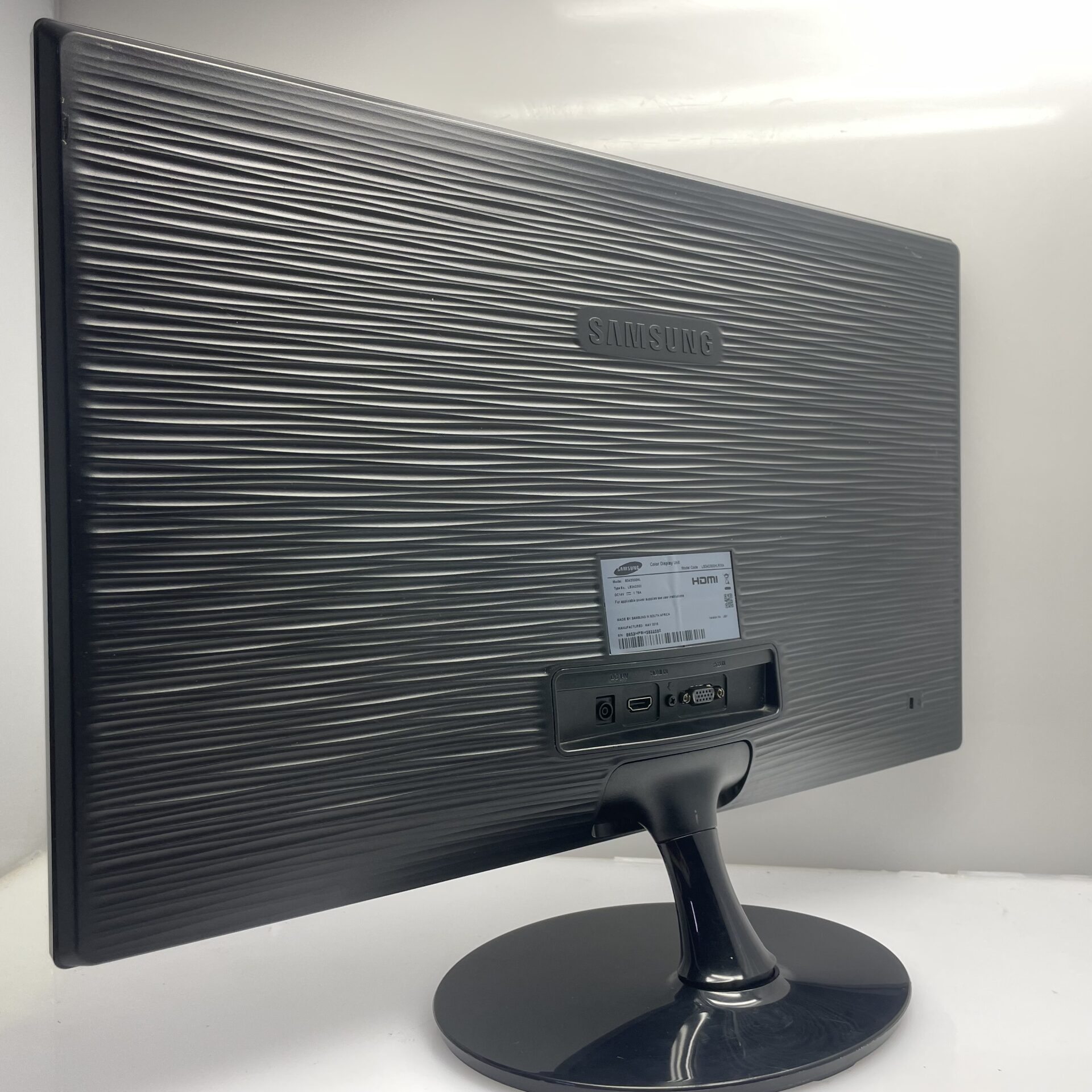 Samsung Monitor 24-inch S24D300HL Black - Image 5