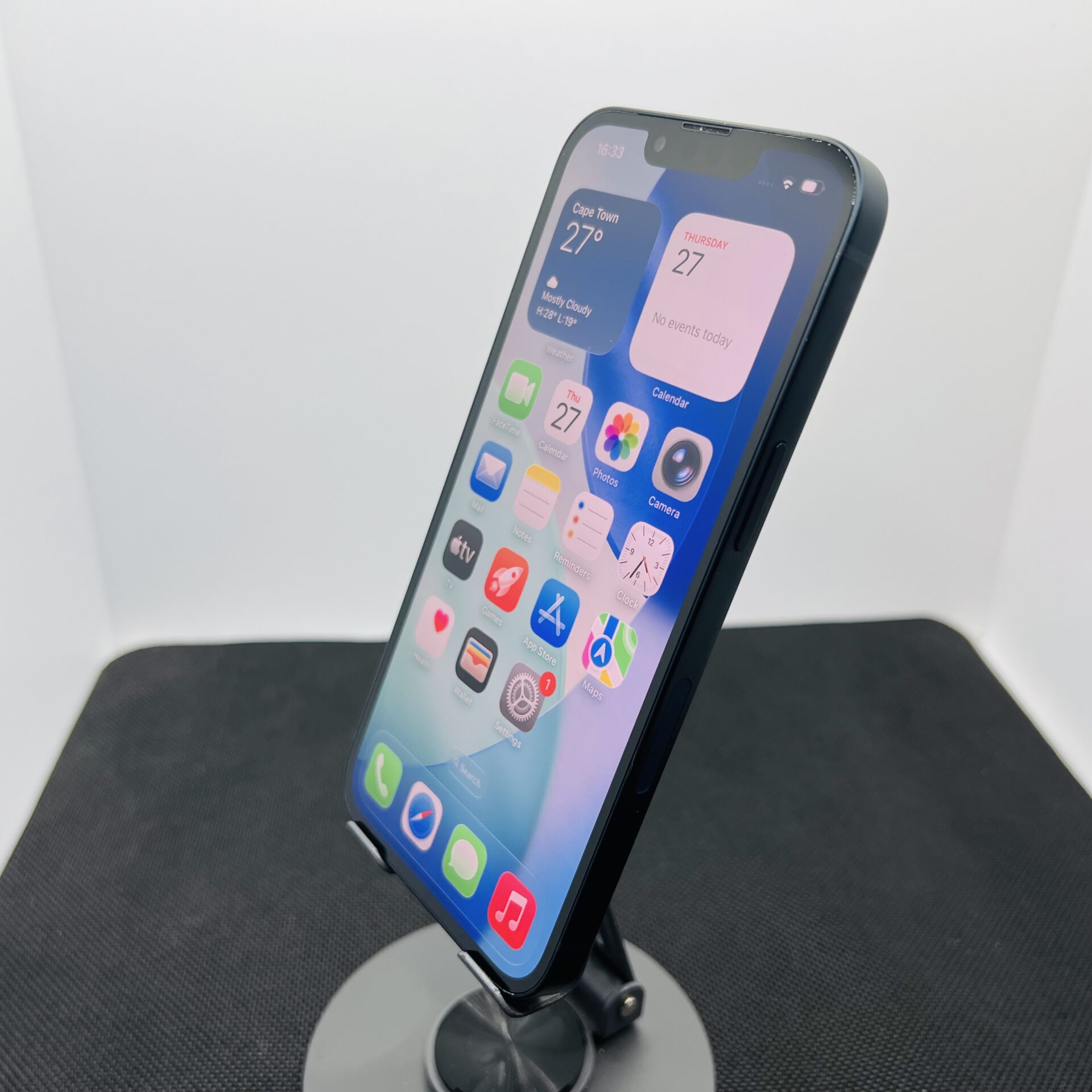 Apple iPhone 13 128GB Midnight - (Grade B) - Image 5