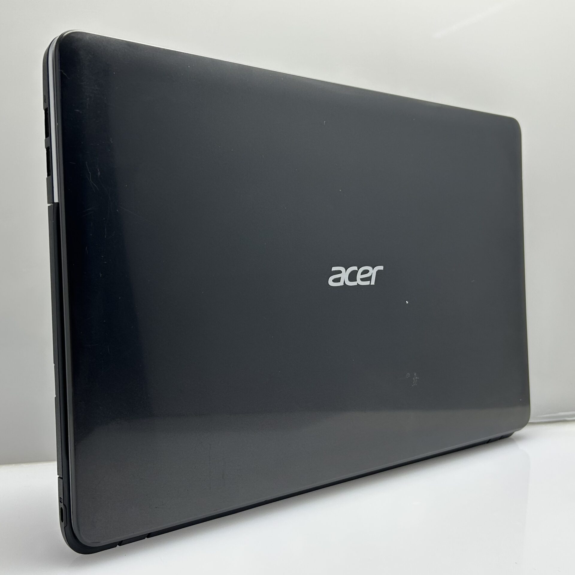 Acer Aspire E1 Q5WPH 3rd Gen "Core i5" 2.60GHz 16GB RAM 256GB SSD Black (Grade B) - Minor Bright Spots/ Soft Speaker - Image 9
