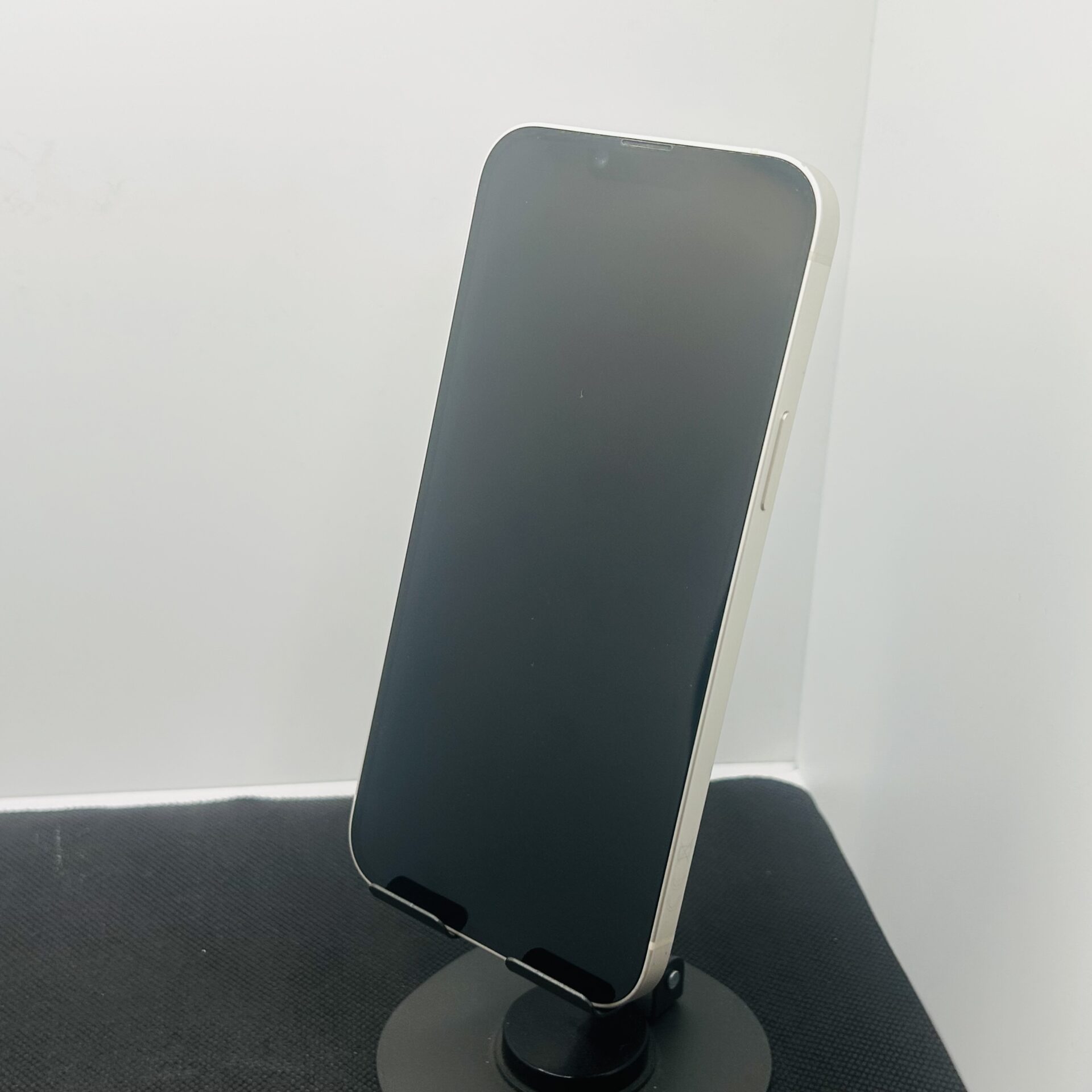 Apple iPhone 14 Plus 128GB Starlight - (Grade B) - Image 6