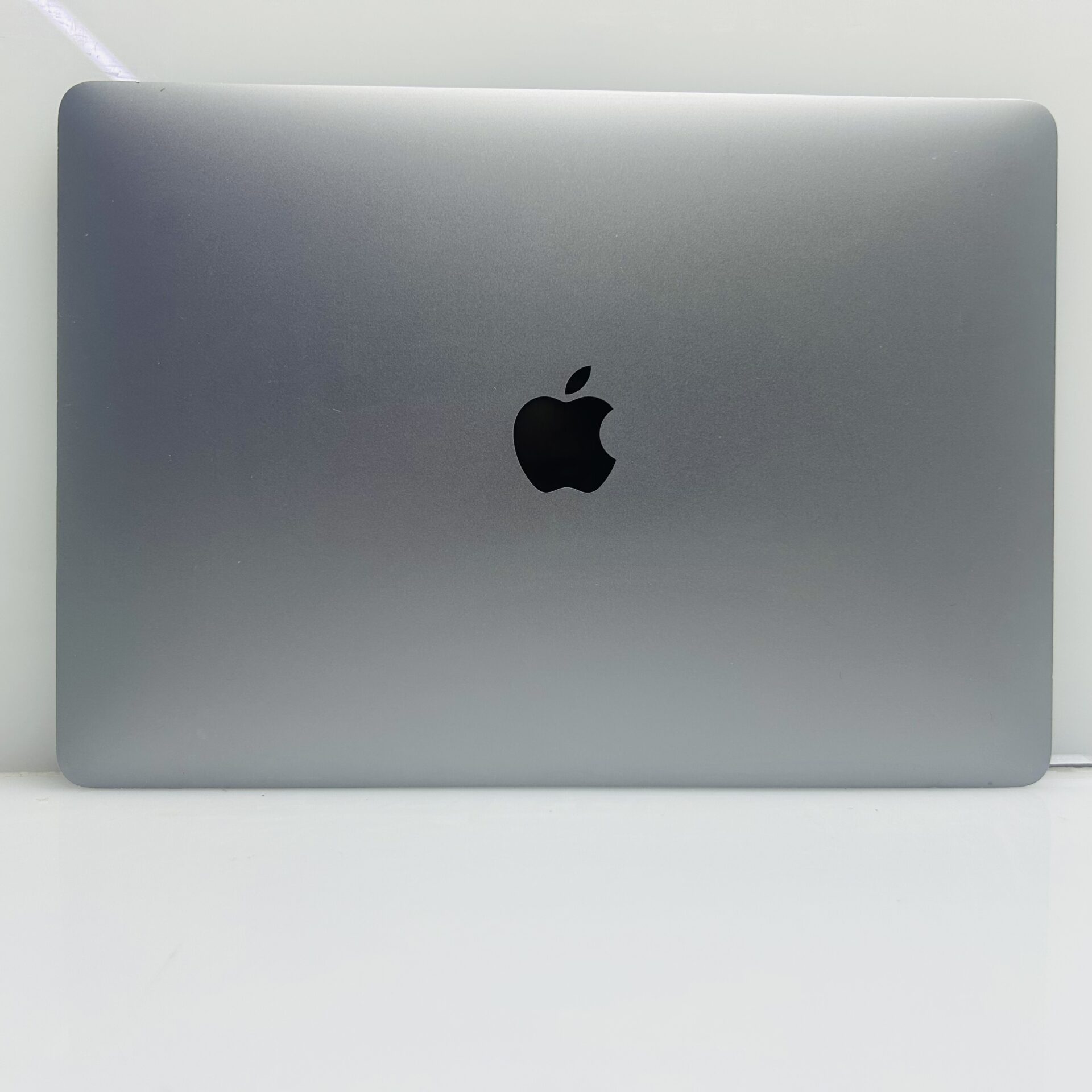 Apple MacBook Pro 13-Inch “Core i5” 3.1GHz (2017) 8GB RAM 512GB SSD Space Gray (Grade B) - Image 2