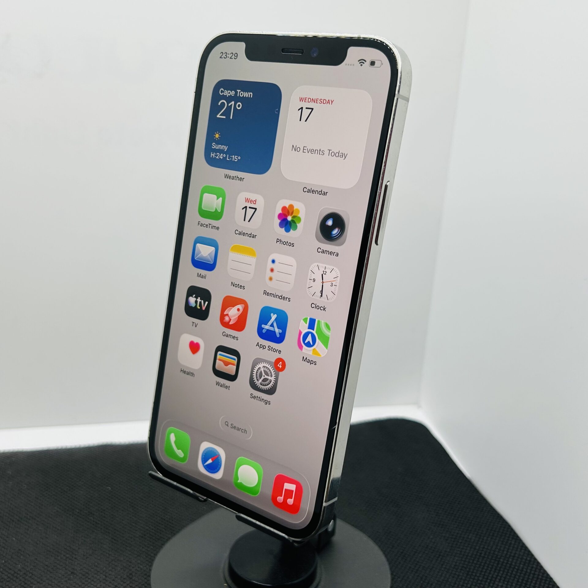 Apple iPhone 12 Pro 512GB Silver - (Grade B) - Image 4