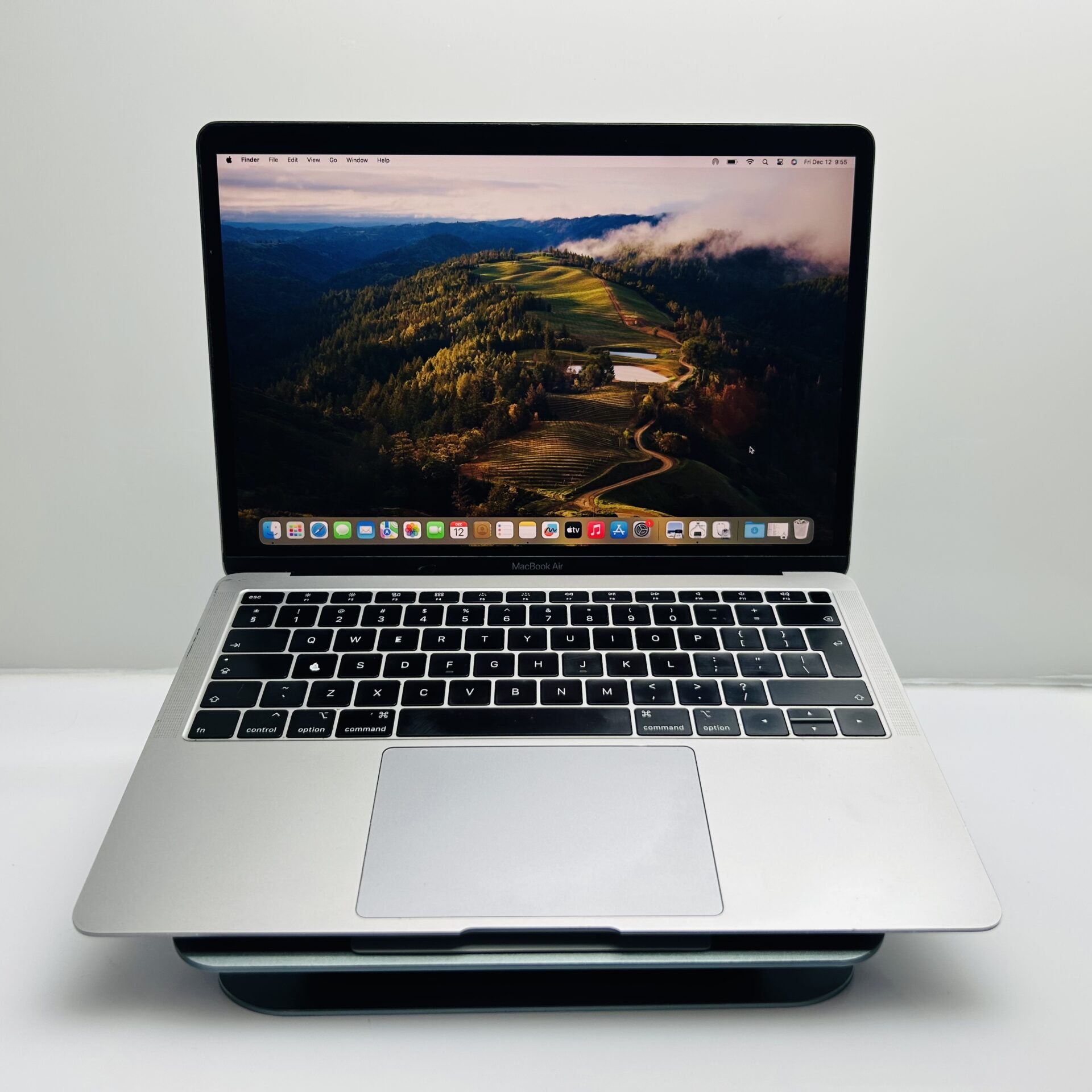 MacBook Pro 13-Inch “Core i5” 2.3GHz (Mid-2017) 8GB RAM 256GB SSD Space Grey (Grade B) - Image 4