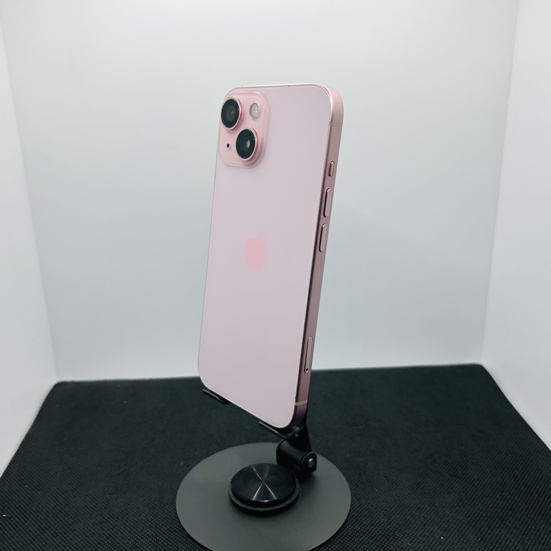 Apple iPhone 15 128GB Pink (Grade B) - No Face ID - Image 5