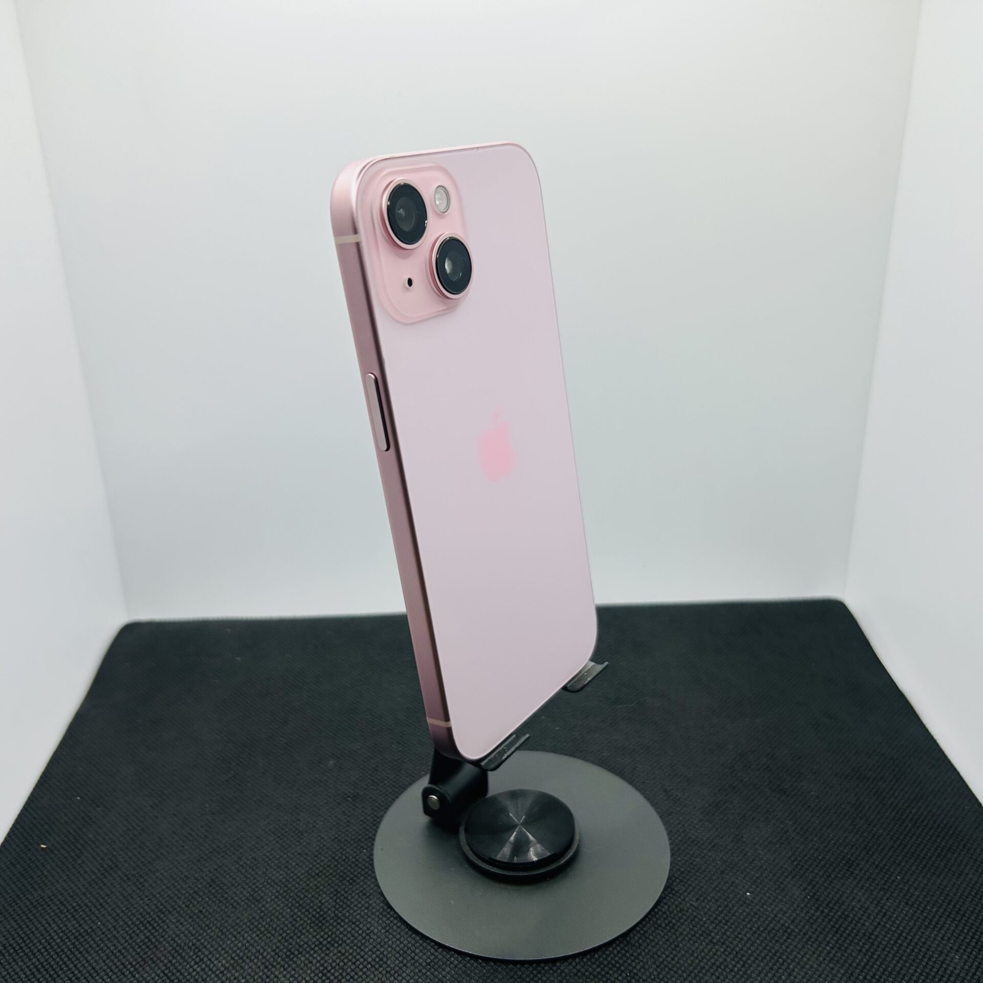 Apple iPhone 15 128GB Pink (Grade B) - No Face ID - Image 7
