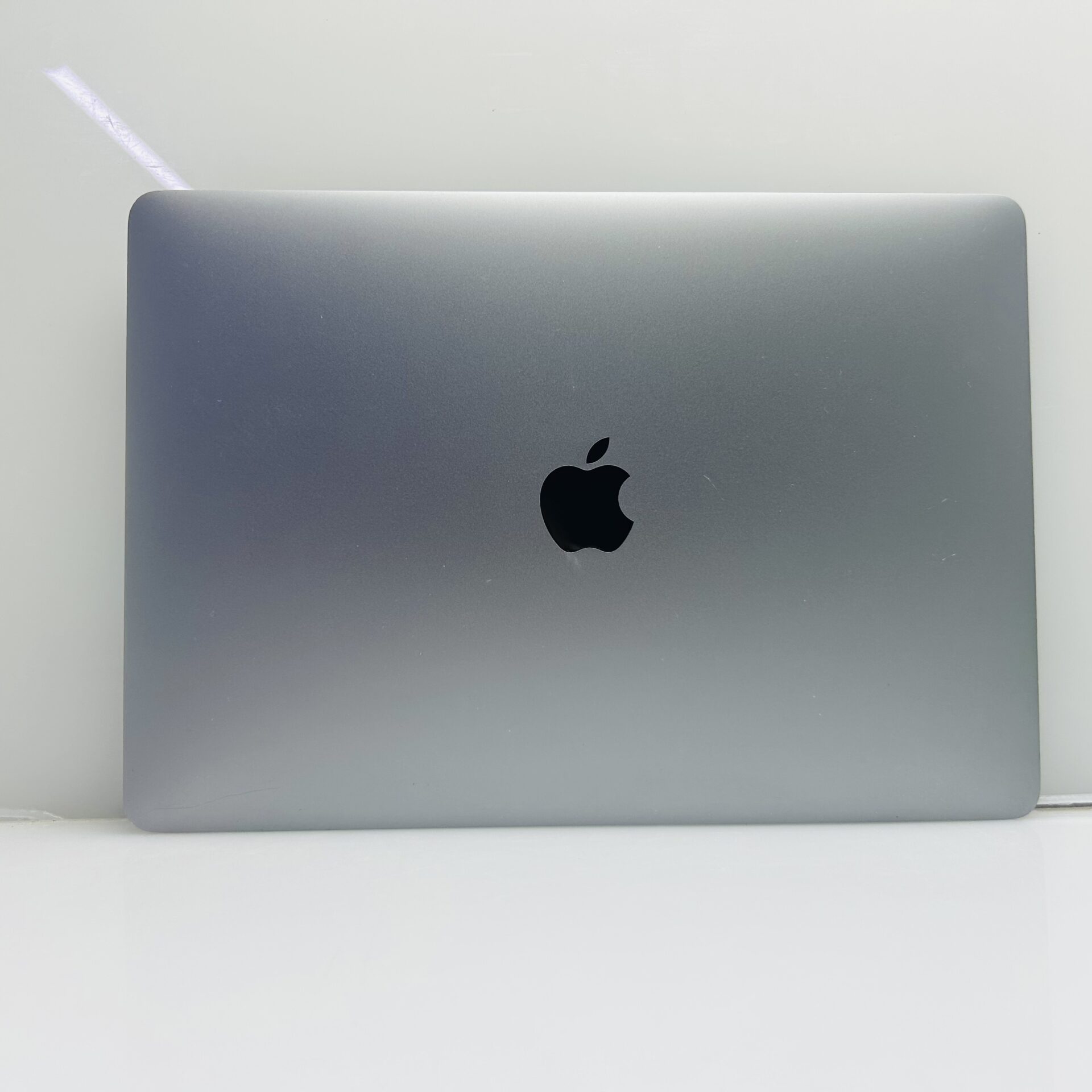 Apple Macbook Pro 13-inch “Core i5″ 2.3 GHz (Mid-2017) 8GB RAM 128GB SSD Space Gray – Cracked LCD Panel - Image 2