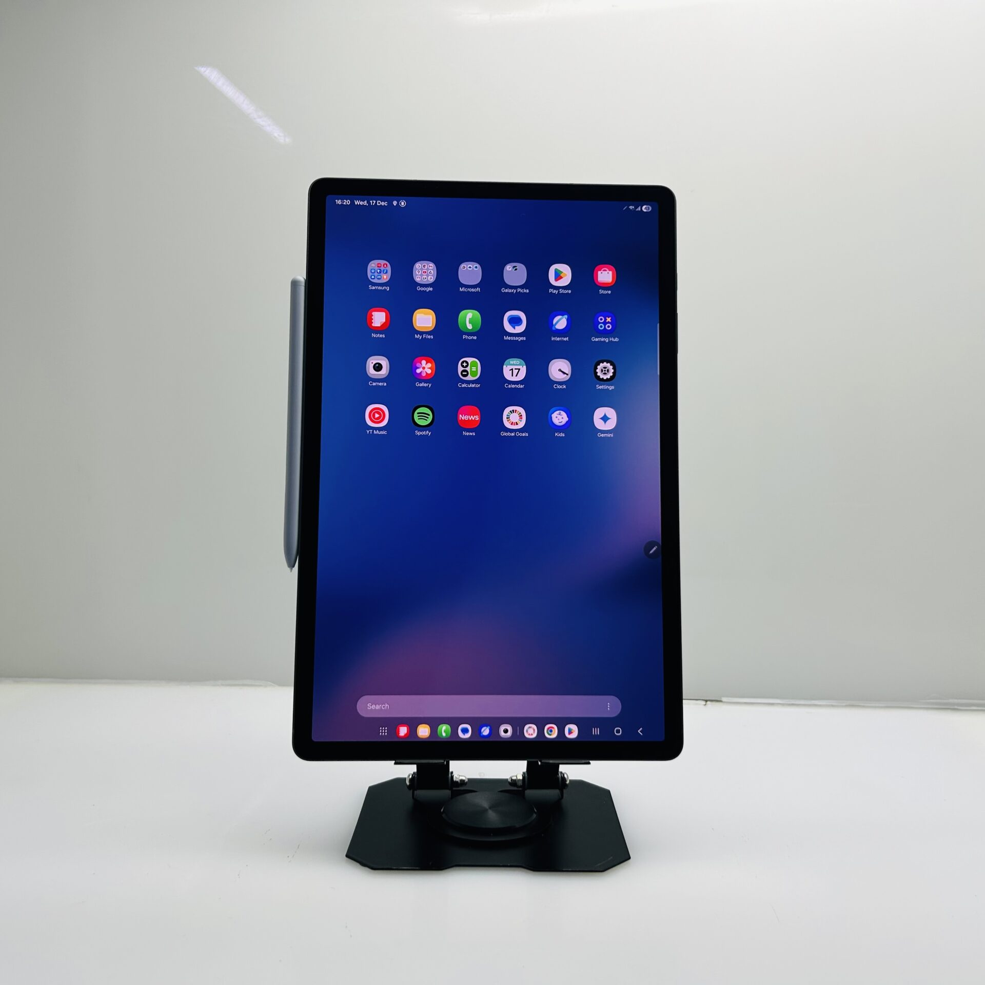 Samsung Galaxy Tab S10 Plus 256GB Moonstone Gray – (Grade B) - Image 2
