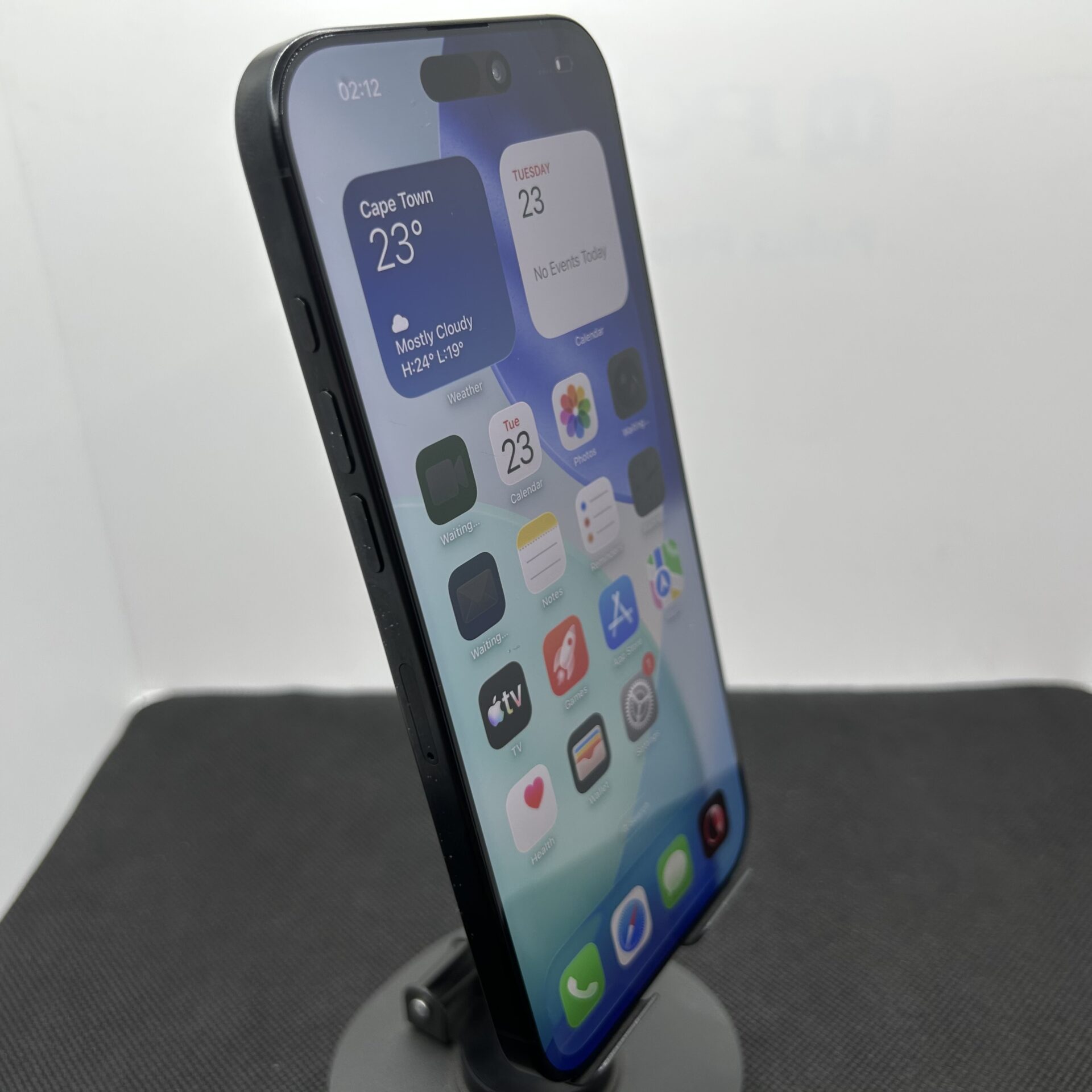 Apple iPhone 16 Pro Max 512GB Black Titanium - (Grade B) - Image 2