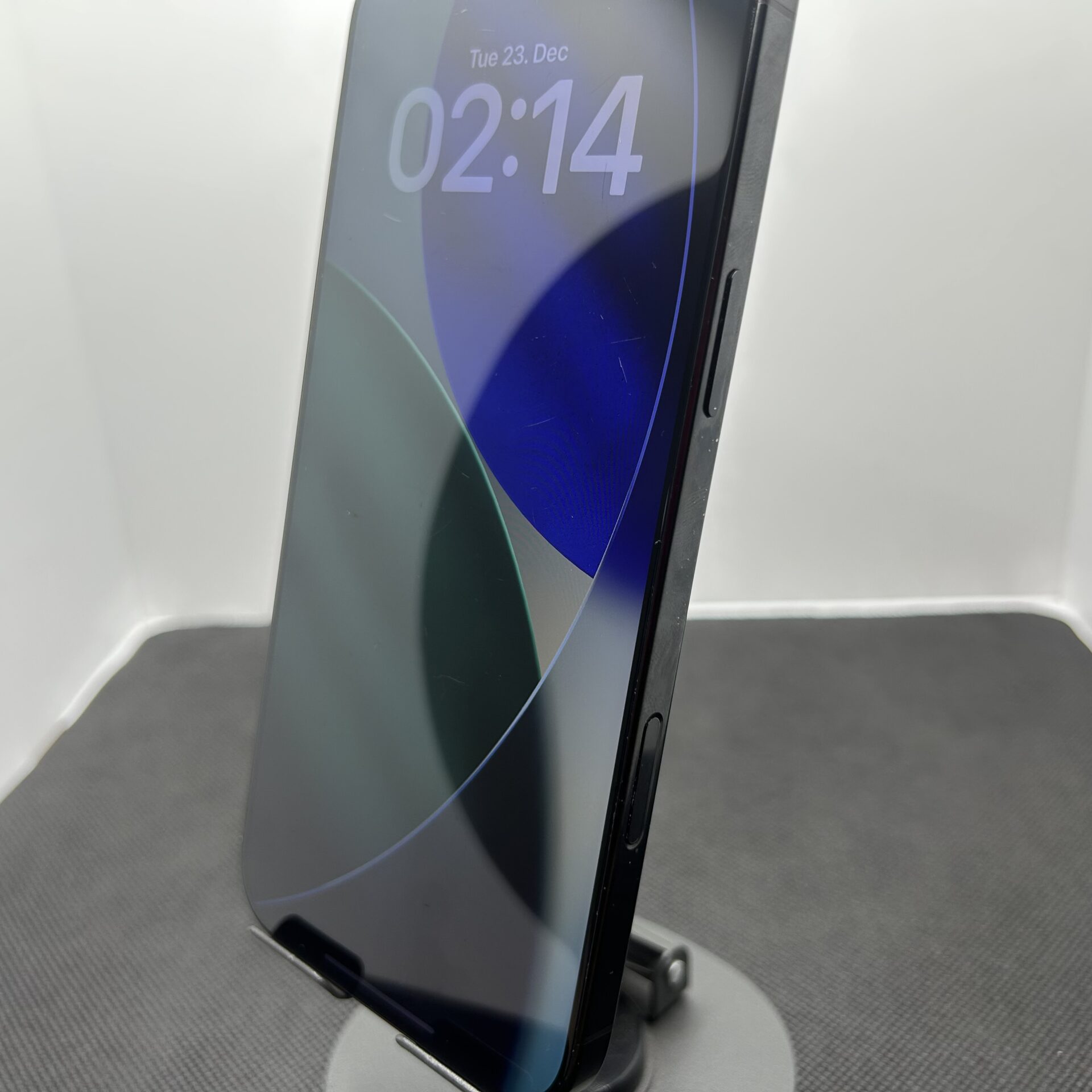 Apple iPhone 16 Pro Max 512GB Black Titanium - (Grade B) - Image 6