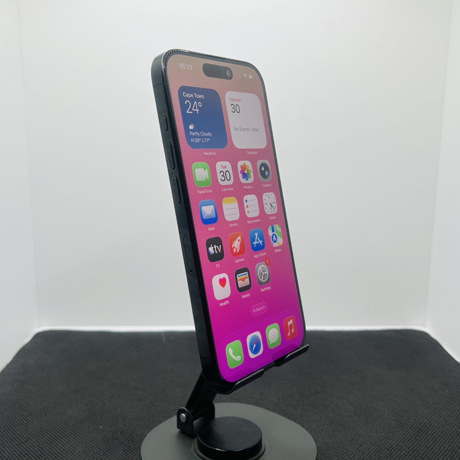 Apple iPhone 15 Pro 256GB Black titanium - (Grade B) - Image 4