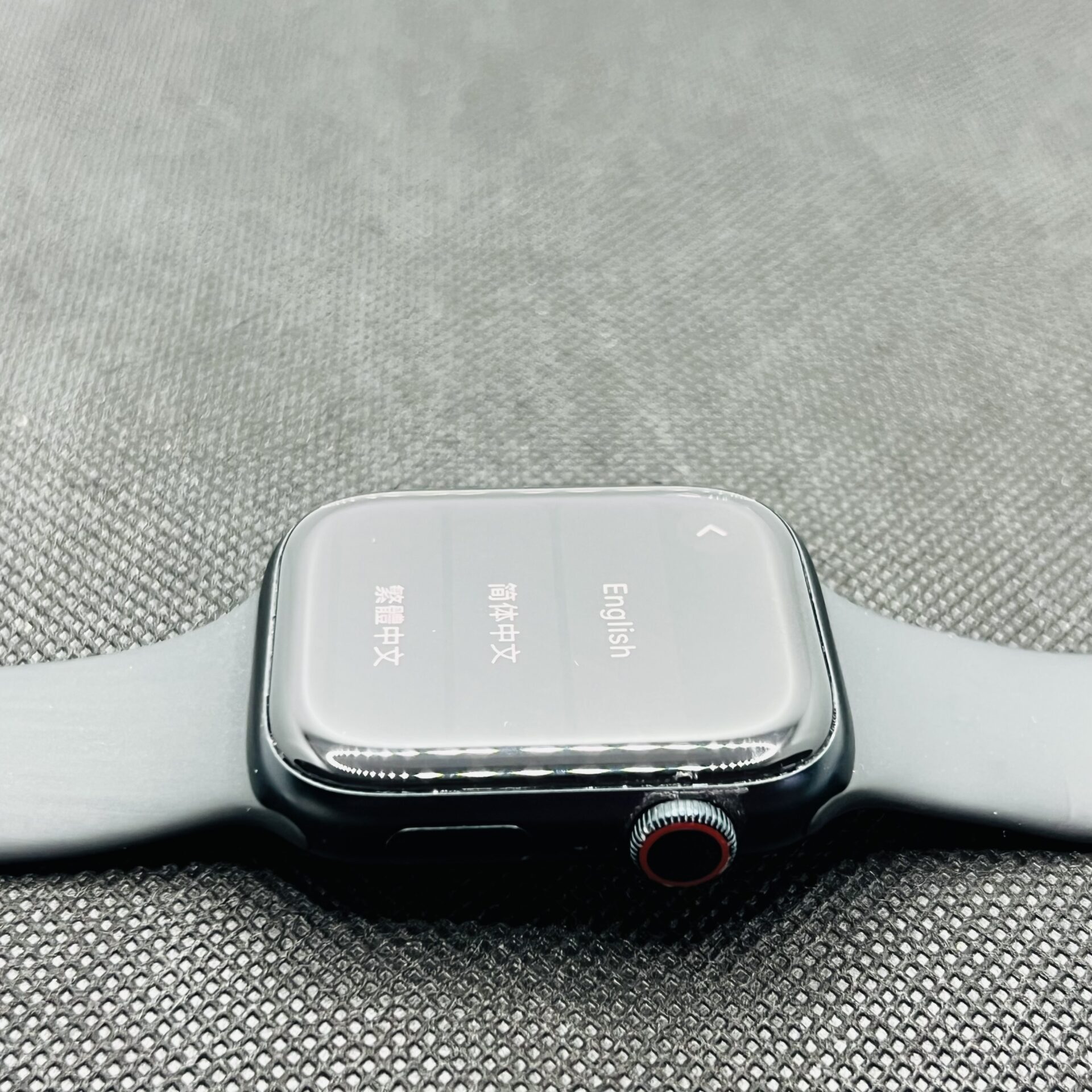 Apple Watch Series 8 45mm LTE Midnight – (Grade B) - Image 4