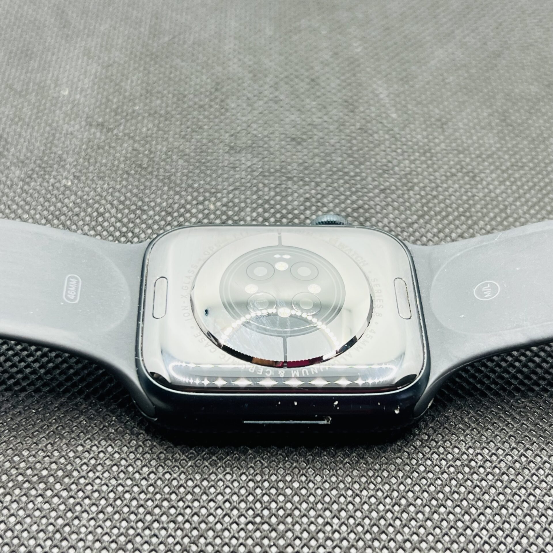 Apple Watch Series 8 45mm LTE Midnight – (Grade B) - Image 6