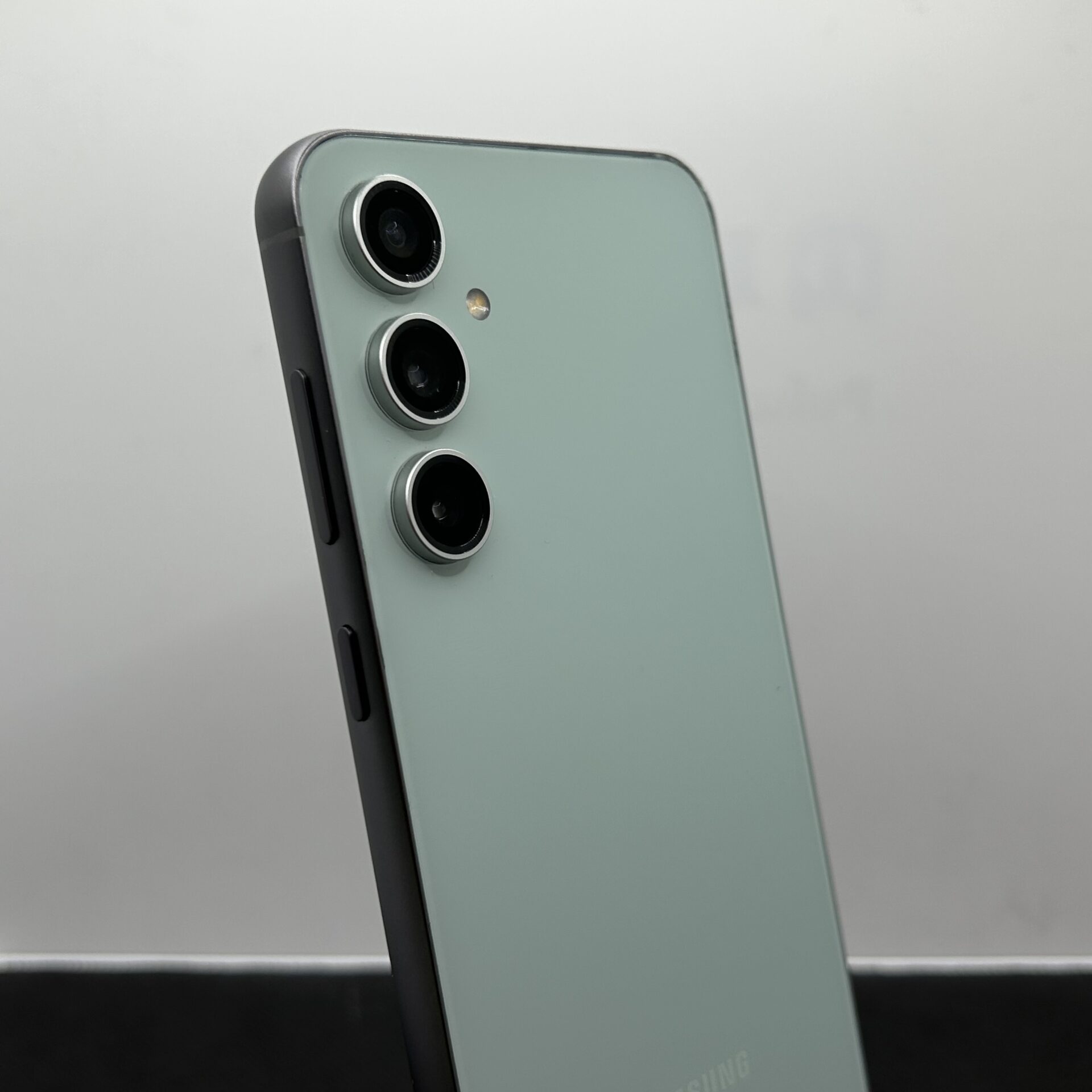 Samsung Galaxy S23 FE 256GB Mint - (Grade B) - Image 11