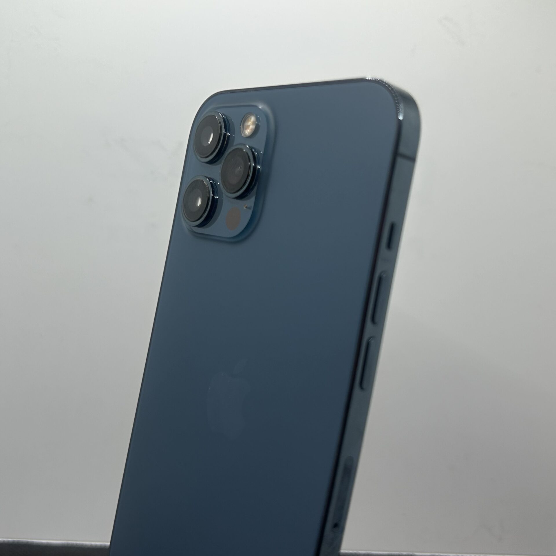 Apple iPhone 12 Pro Max 256GB Pacific Blue - (Grade B) - Bent Phone - Image 11