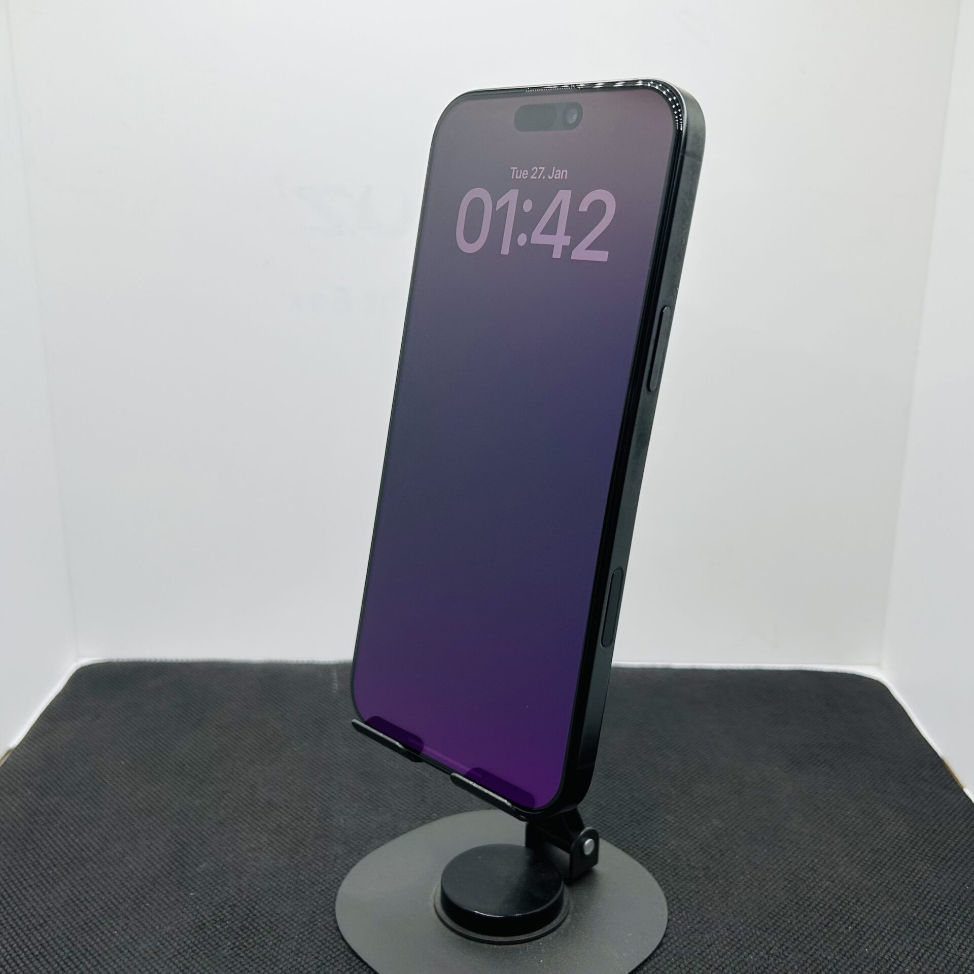 Apple iPhone 16 Pro Max 256GB Black Titanium - (Grade B) - Image 8