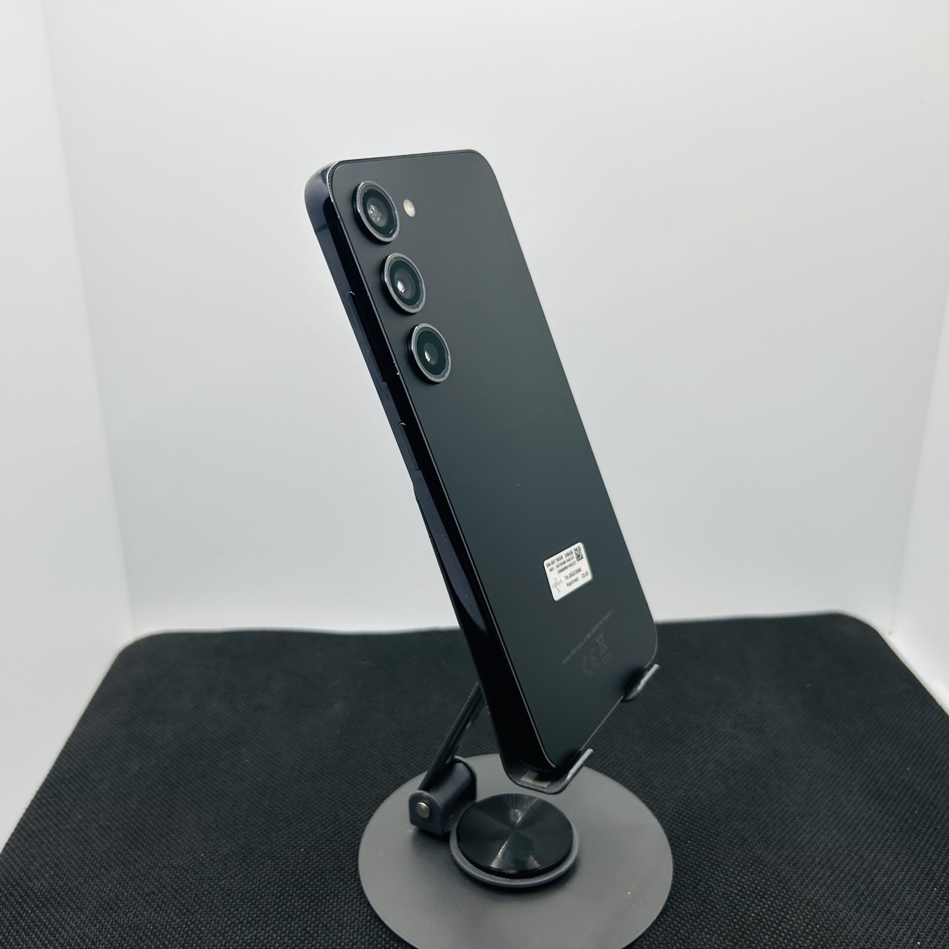 Samsung Galaxy S23 256GB Phantom Black (Grade B) - Very Minor LCD Burn - Image 5