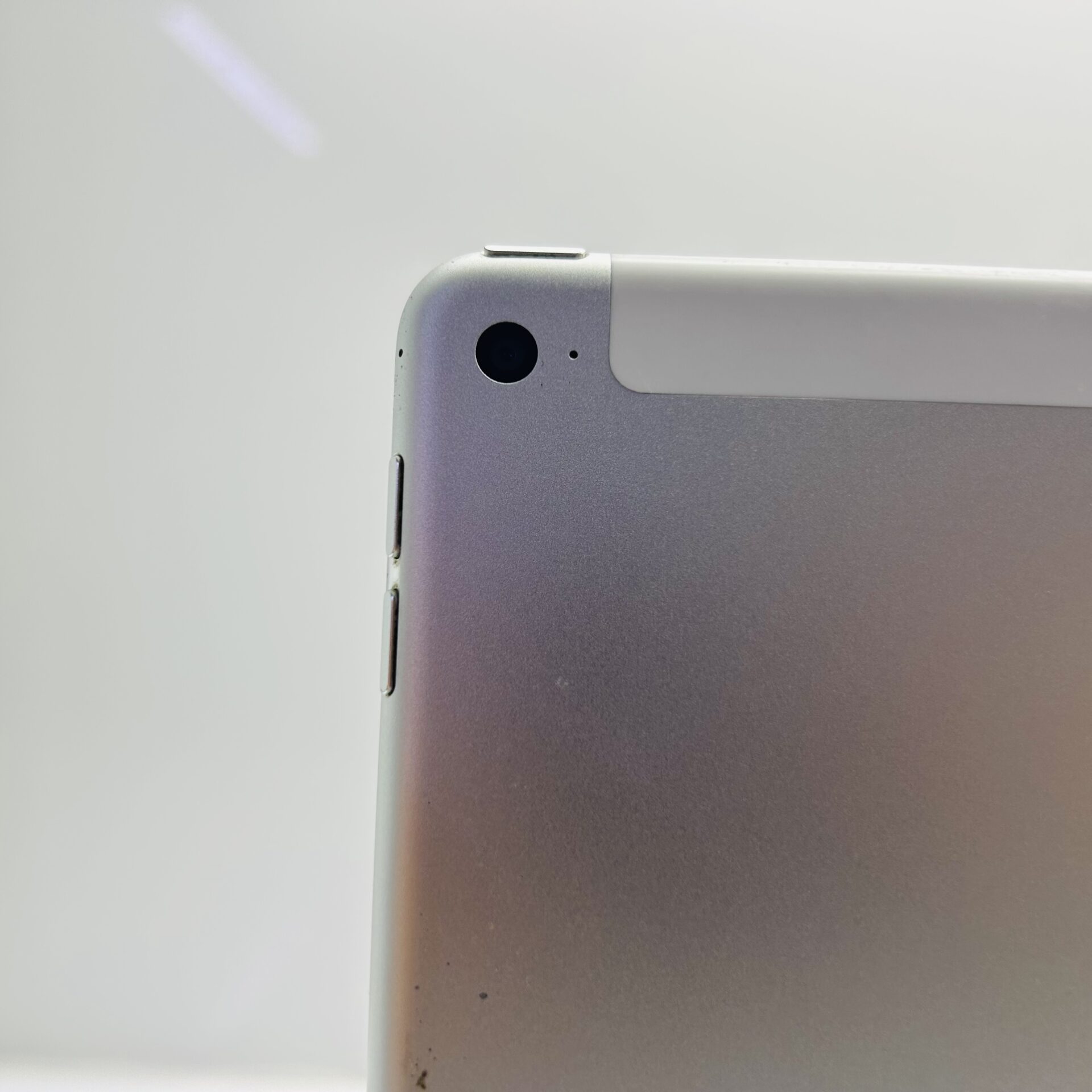 Apple iPad Air 2 128GB (WiFi/Cellular) Silver (Grade B) – Dim Backlight And No Touch ID - Image 8