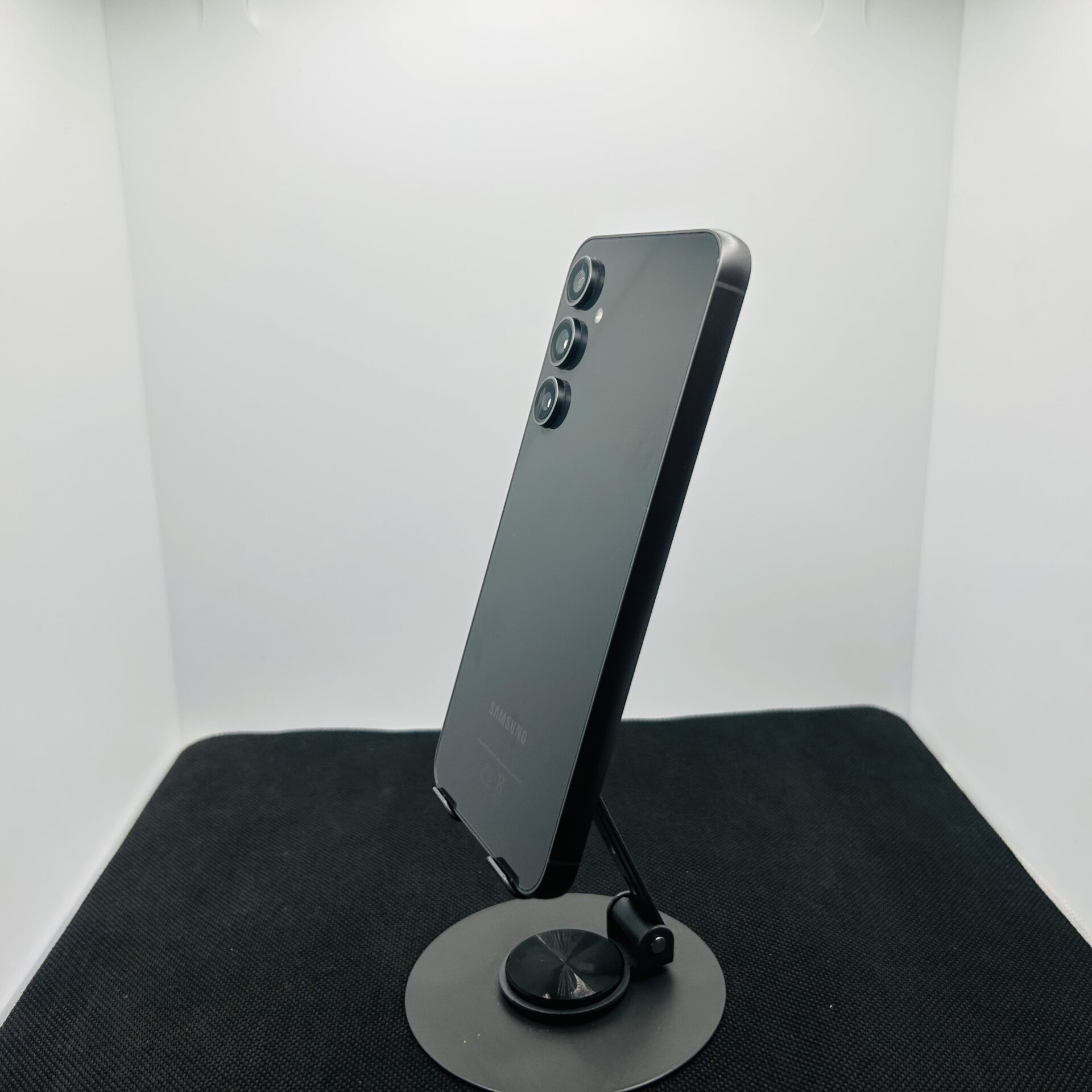 Samsung Galaxy S23 FE 256GB Graphite - (Grade B) - Image 7