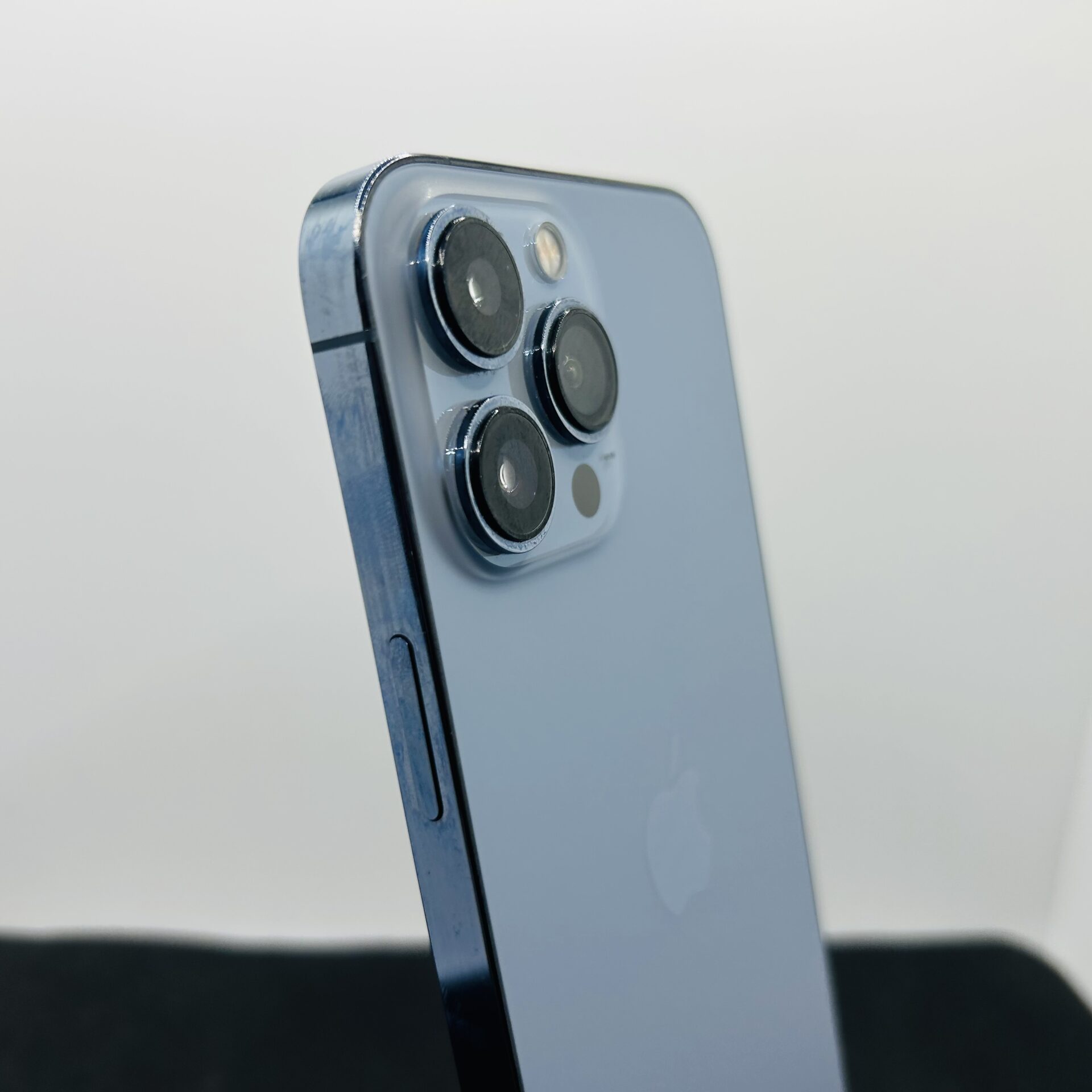 Apple iPhone 13 Pro Max 512GB Sierra Blue – (Grade B) - Image 10