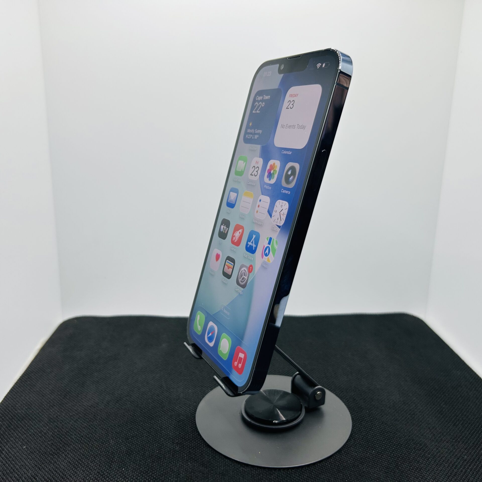 Apple iPhone 13 Pro Max 256GB Sierra Blue – (Grade B) - Image 4