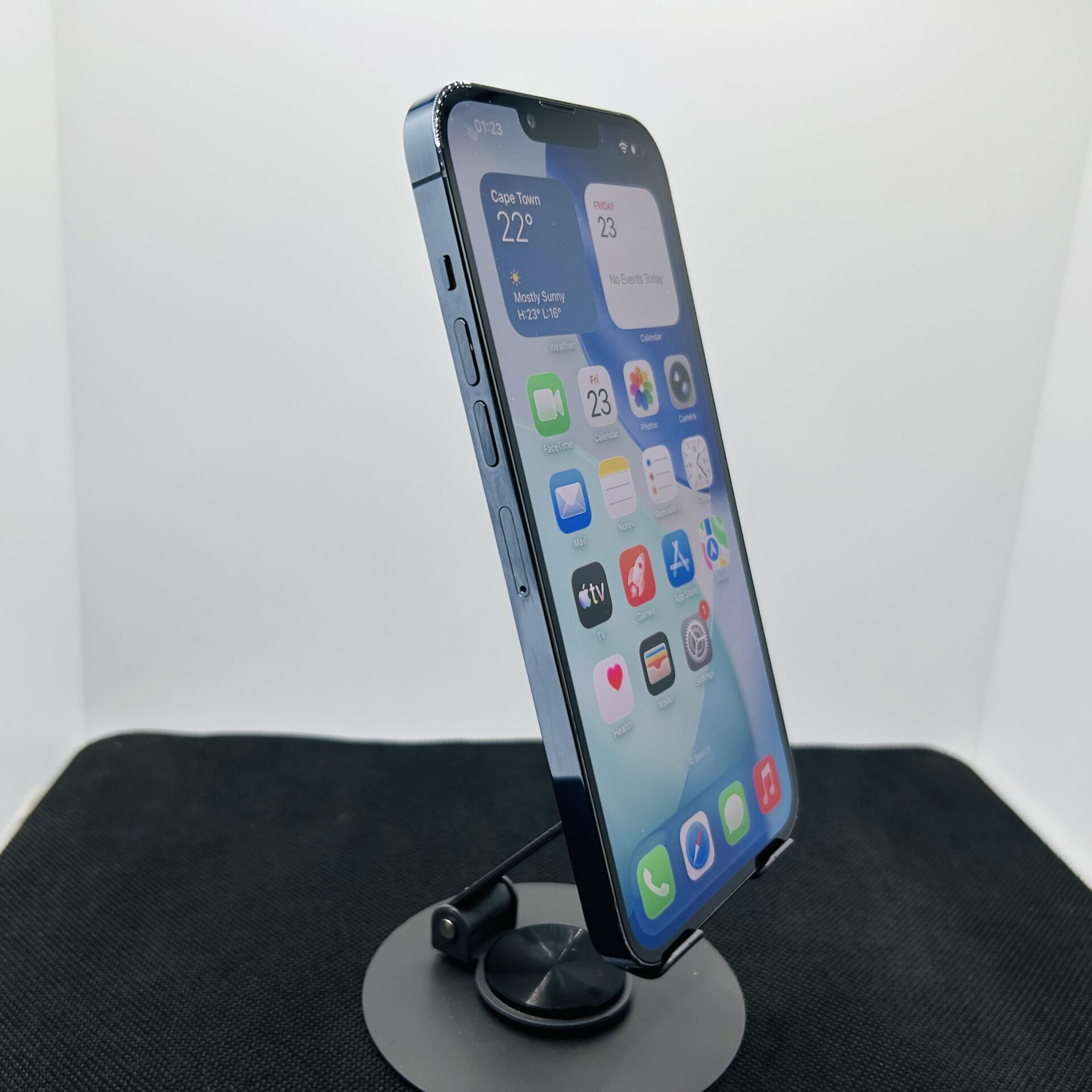 Apple iPhone 13 Pro Max 256GB Sierra Blue – (Grade B) - Image 3