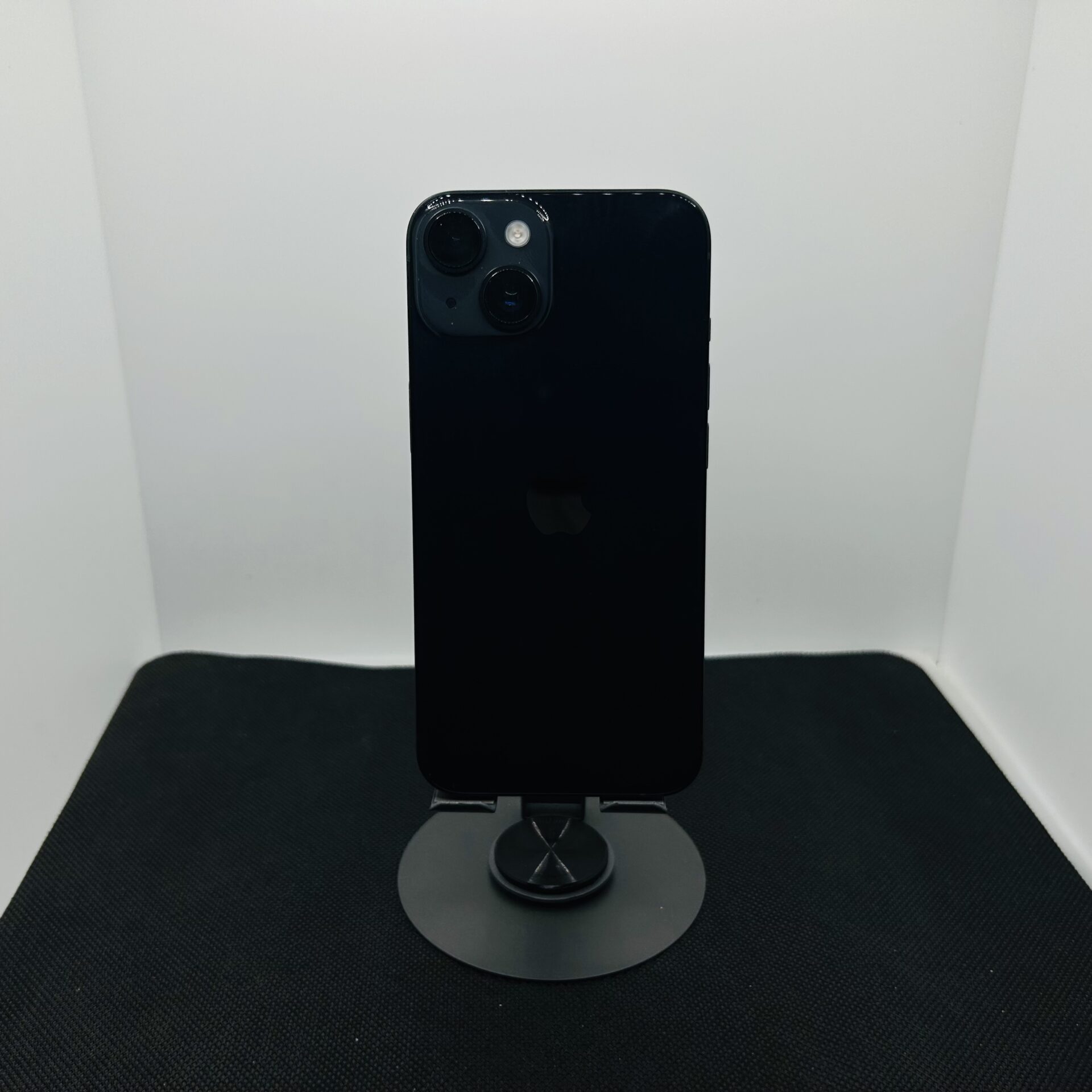 Apple iPhone 14 128GB Midnight – (Grade B ) - Image 6