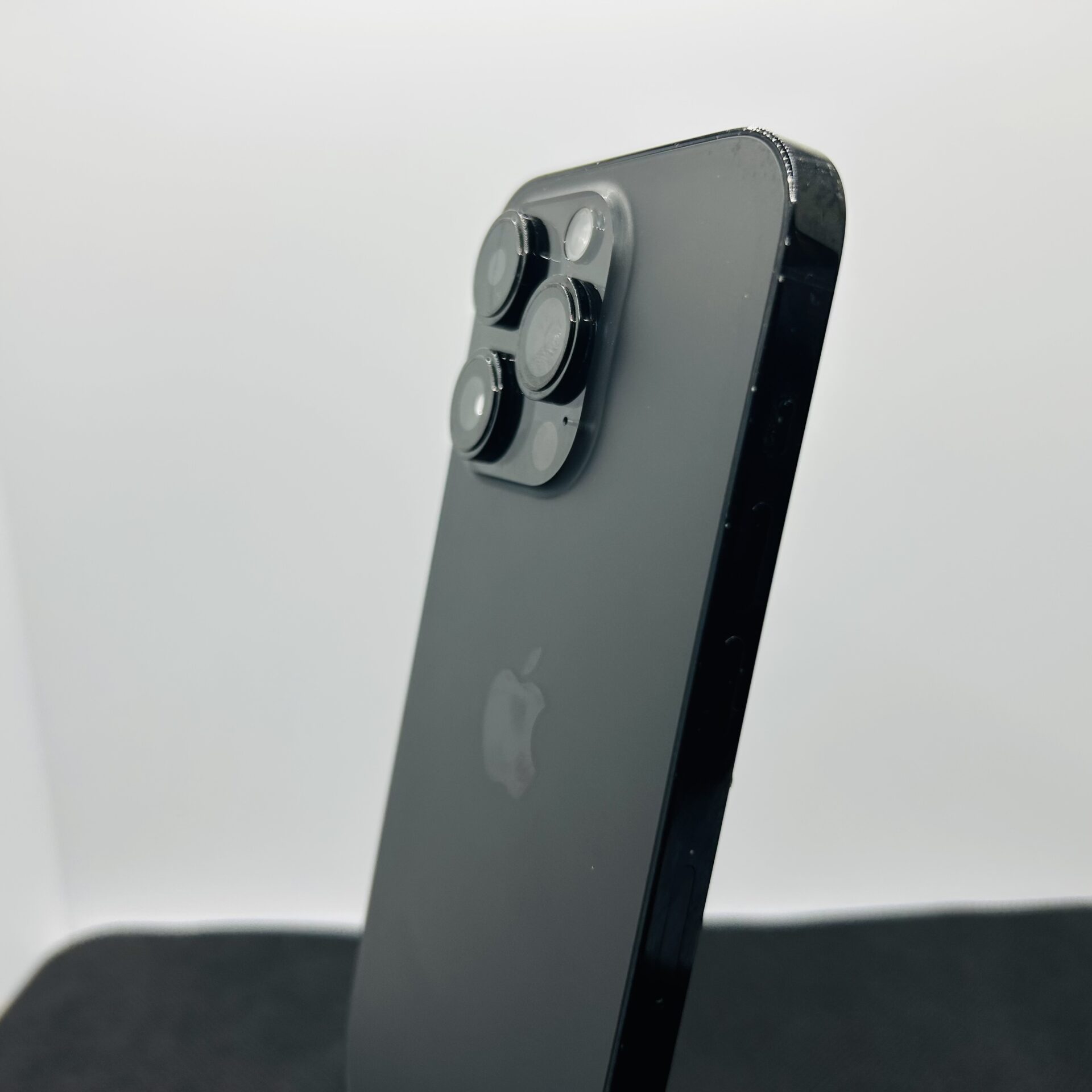 Apple iPhone 14 Pro 128GB Space Black - (Grade B) - Image 9