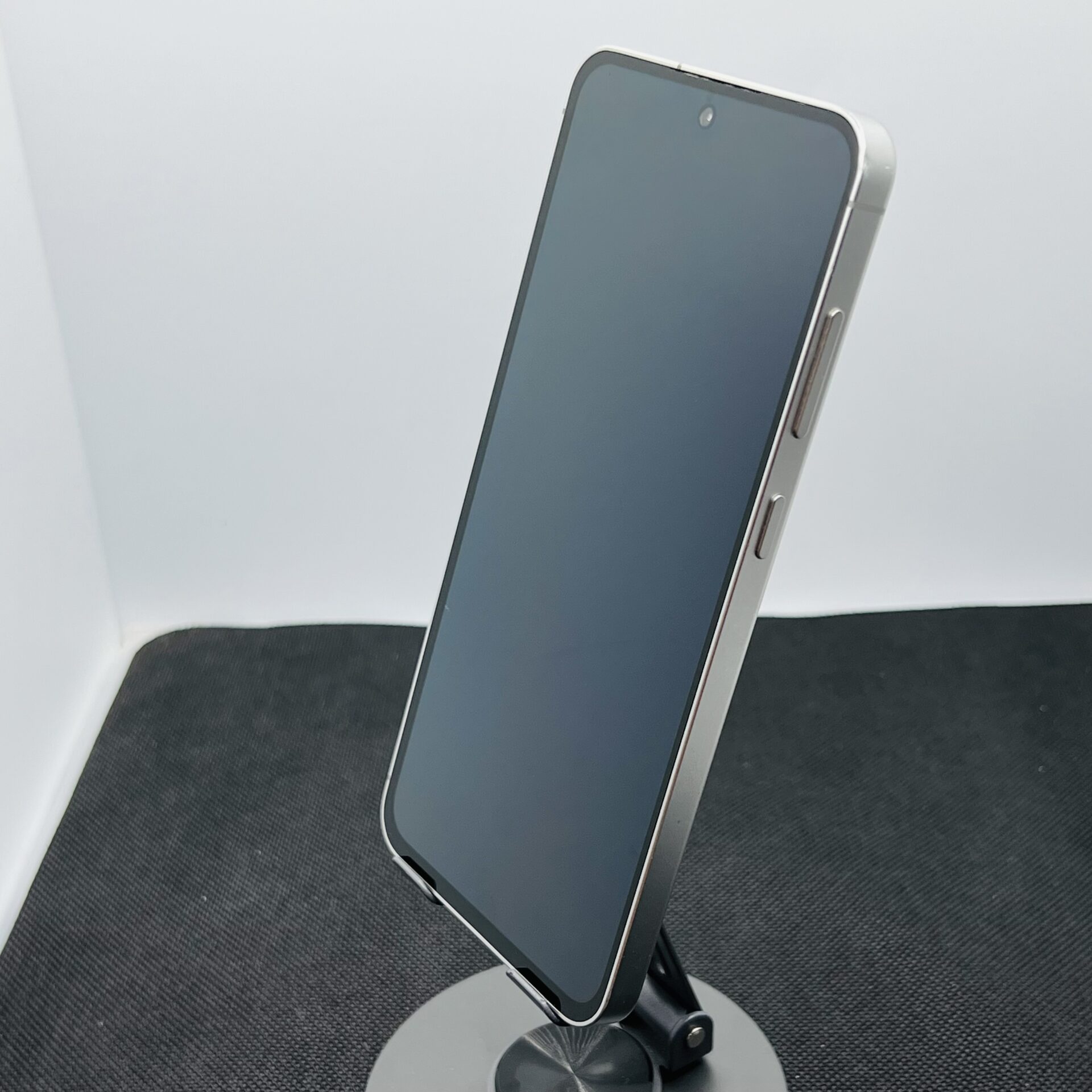 Samsung Galaxy S24 FE 256GB Blue – (Grade B) - Image 6