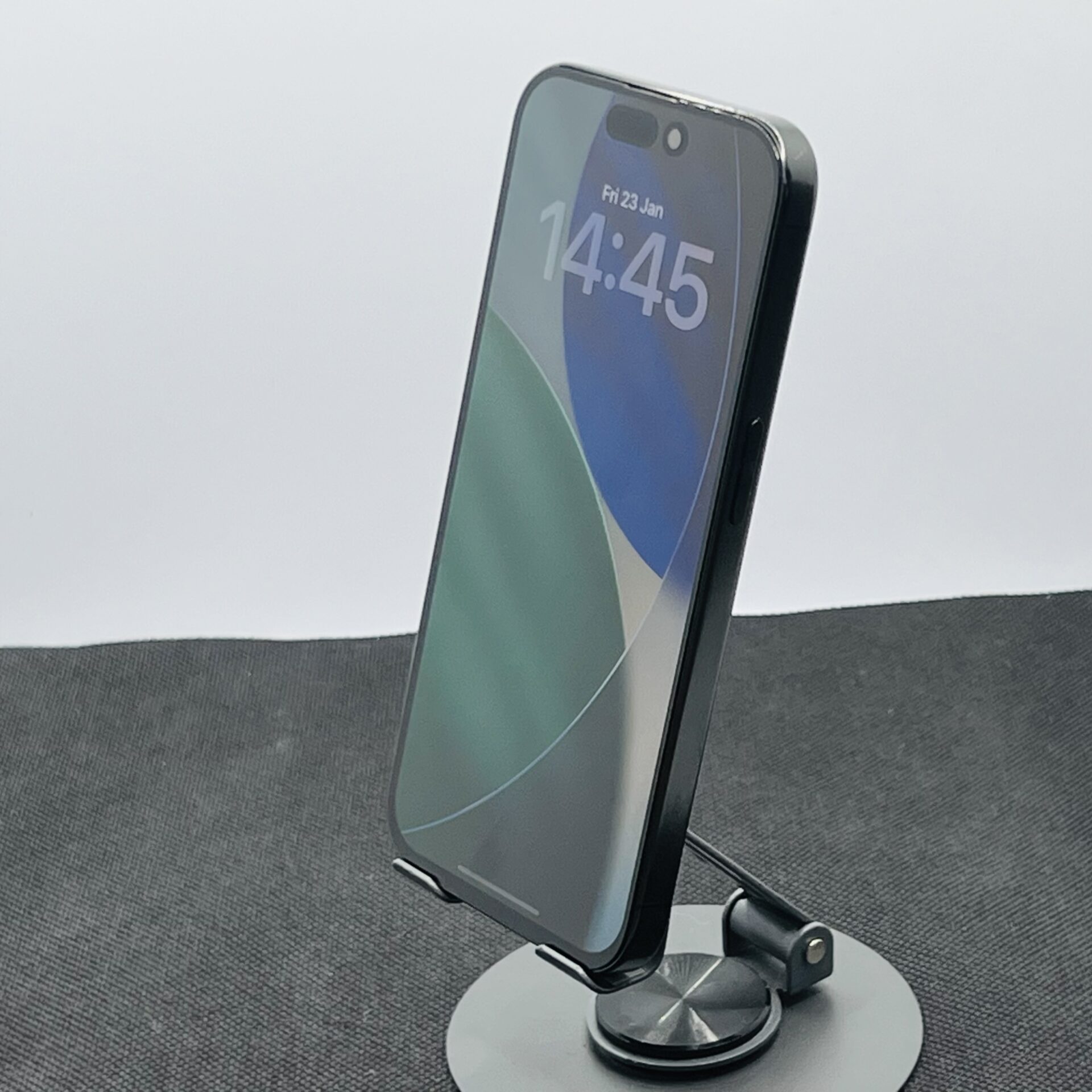 Apple iPhone 15 Pro 256GB Black Titanium (Grade B) - No Face ID - Image 7