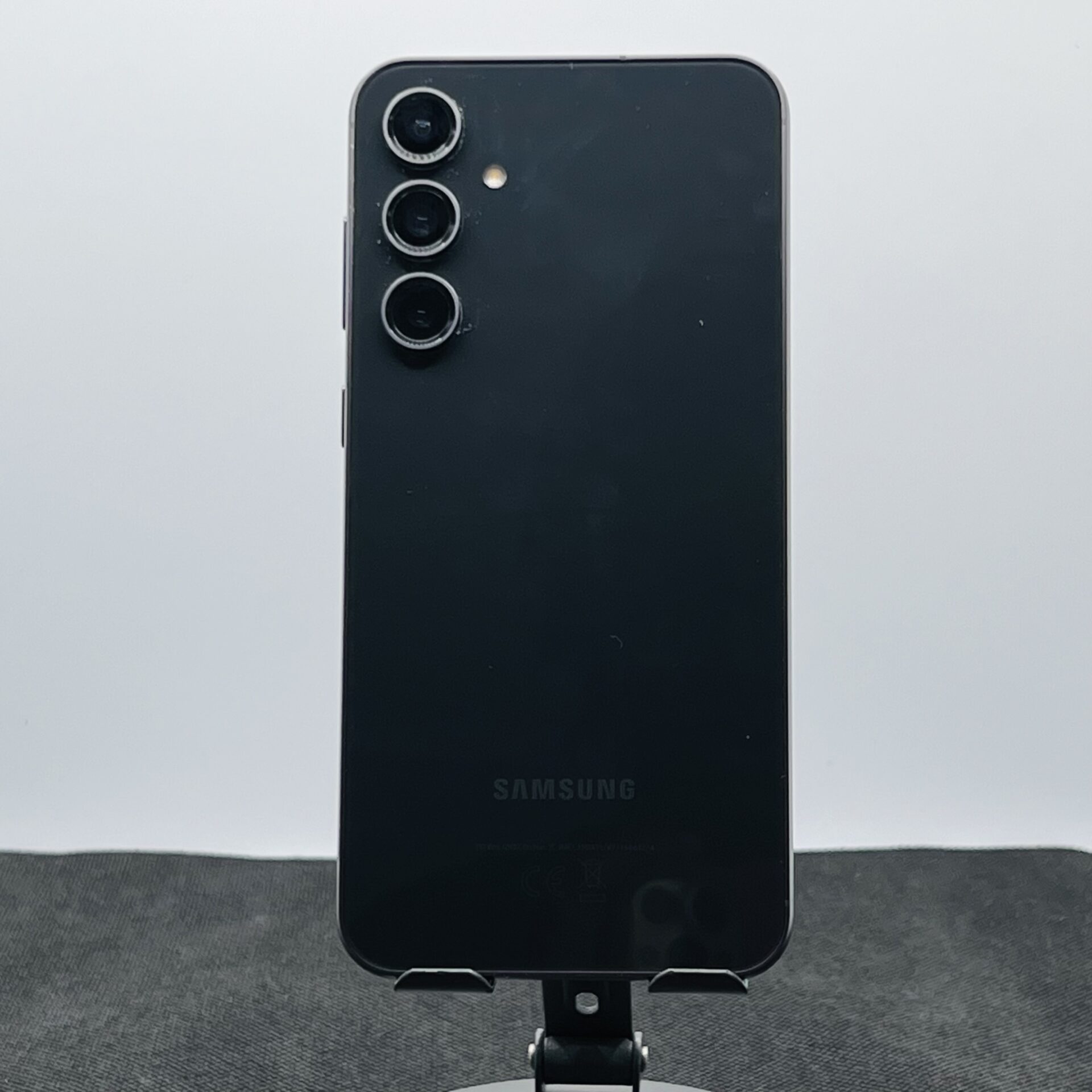 Samsung Galaxy S23 FE 256GB Graphite – (Grade B) - Image 8