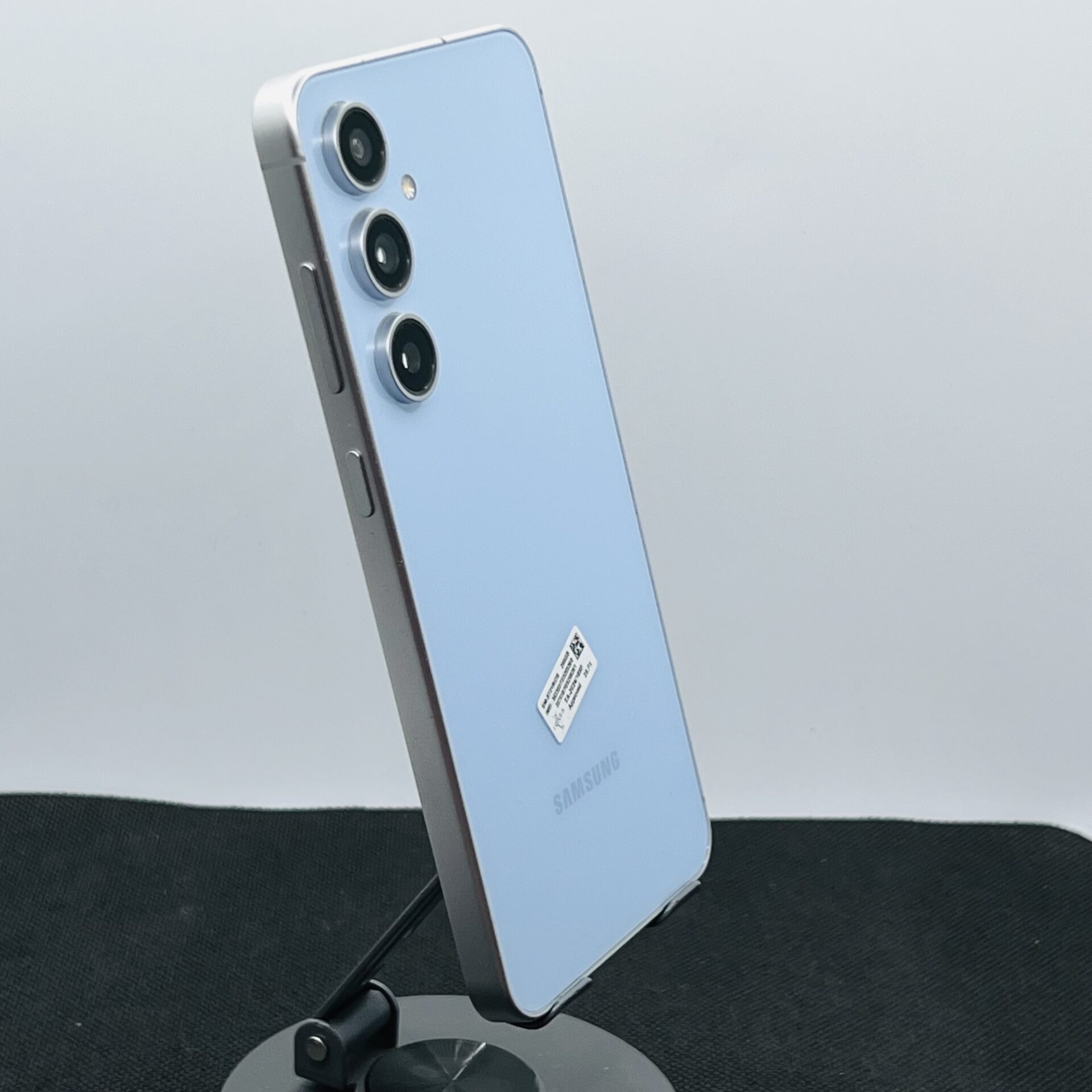 Samsung Galaxy S24 FE 256GB Blue – (Grade B) - Image 9