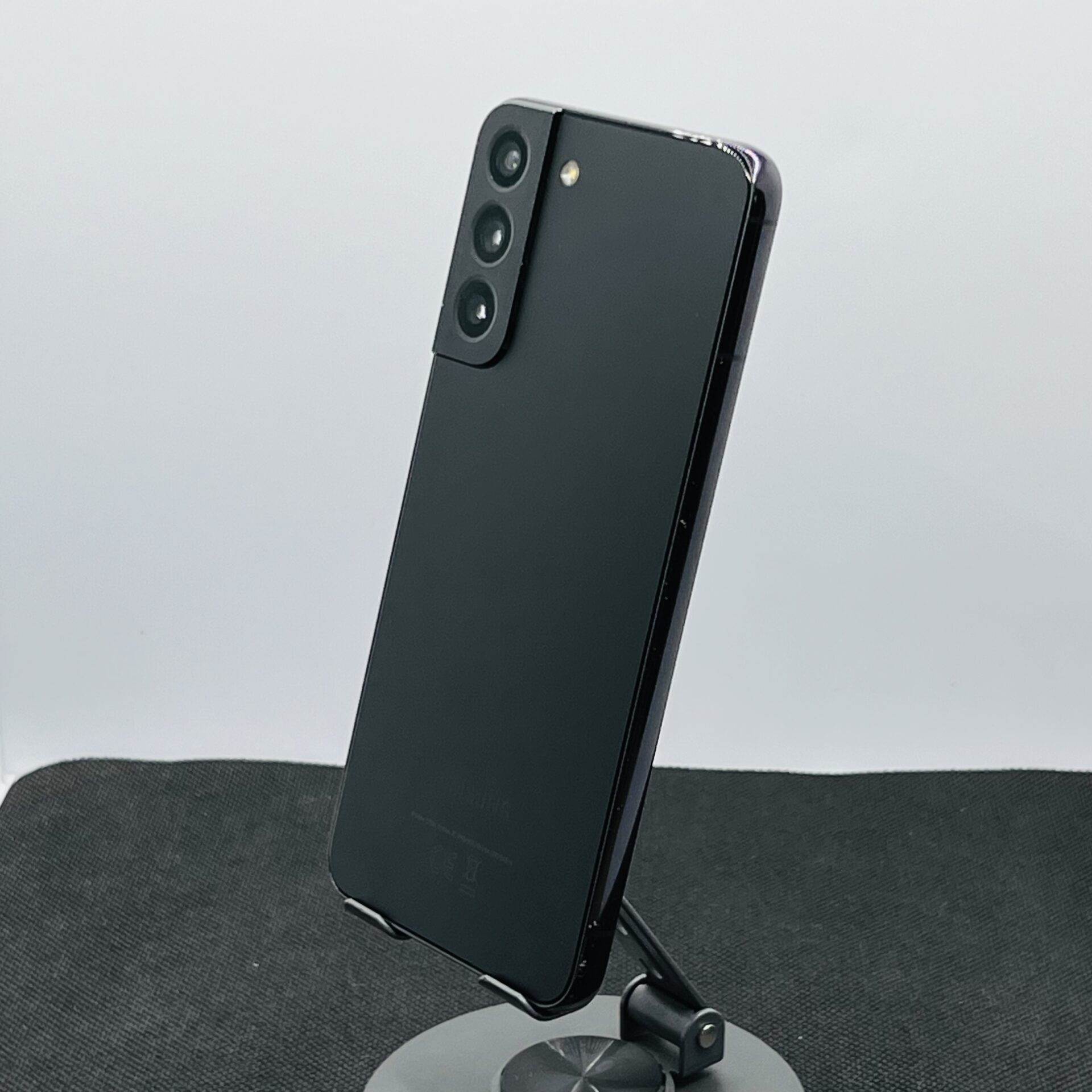 Samsung Galaxy S22 Plus 256GB Phantom Black – (Grade B) - Image 7