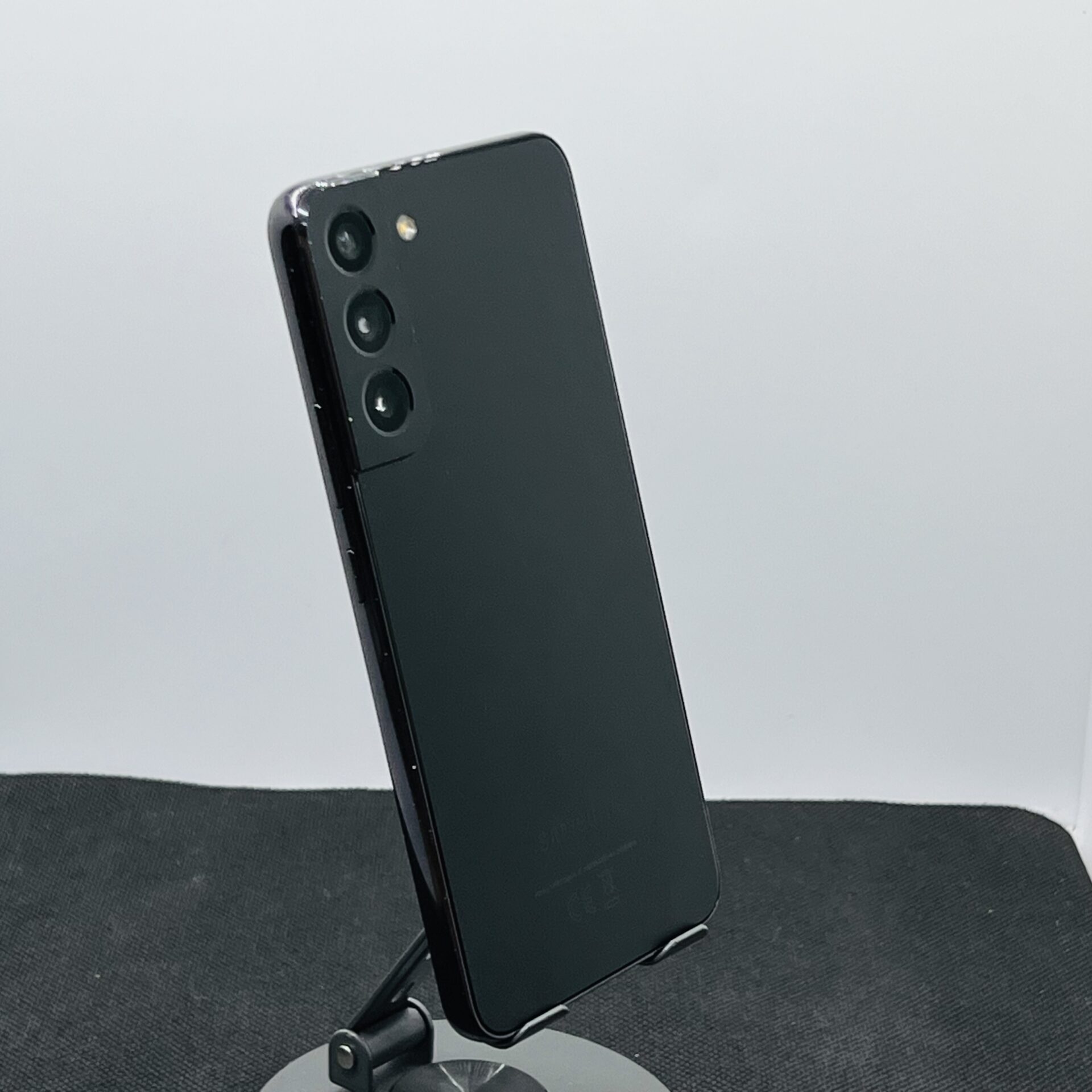 Samsung Galaxy S22 Plus 256GB Phantom Black – (Grade B) - Image 9