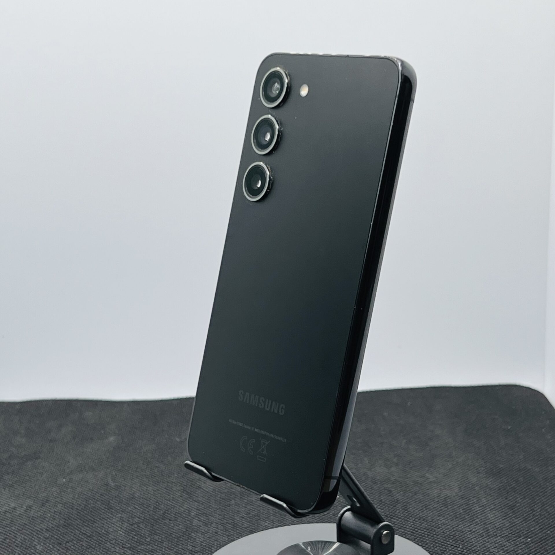 Samsung Galaxy S23 256GB Phantom Black – (Grade B) - Image 7