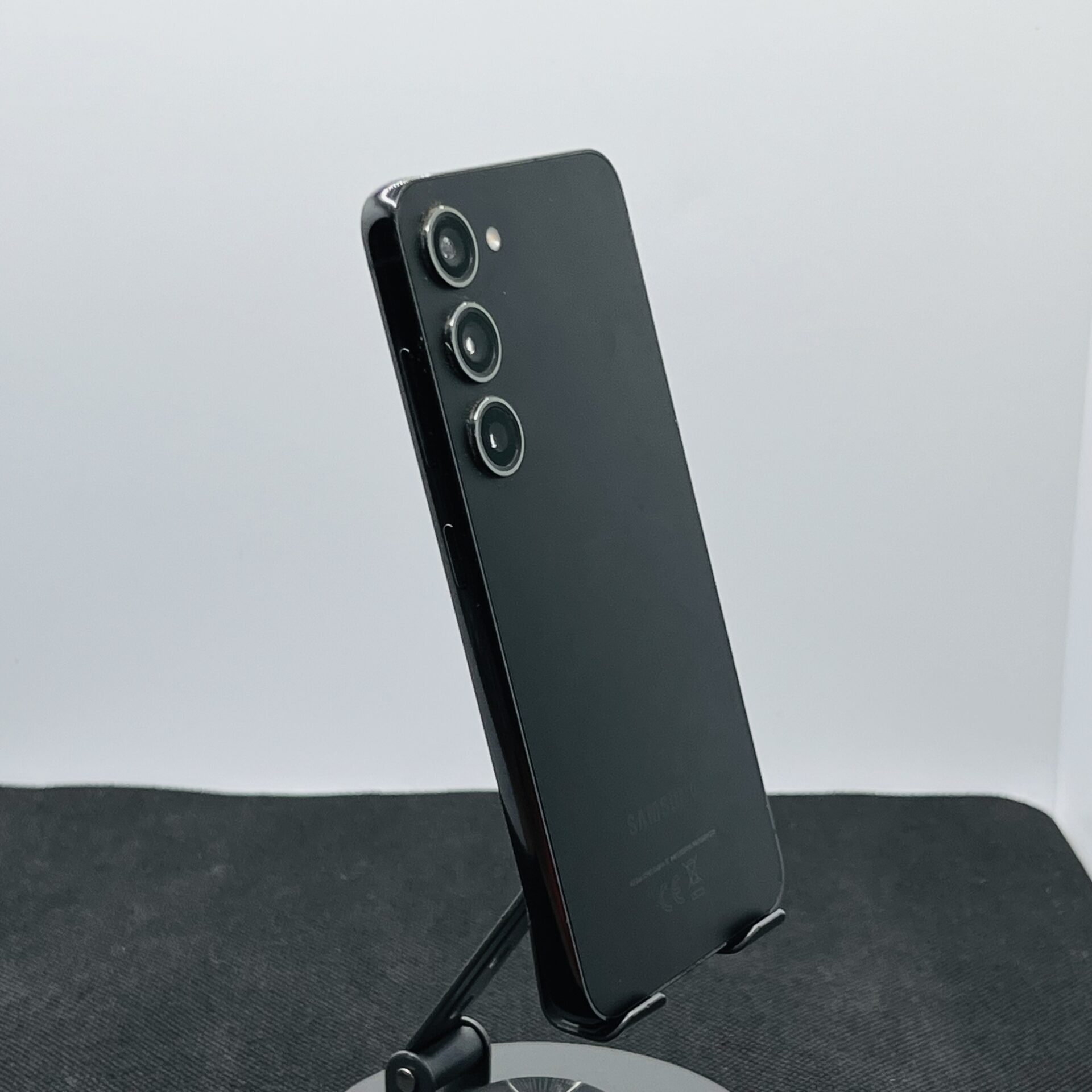 Samsung Galaxy S23 256GB Phantom Black – (Grade B) - Image 9