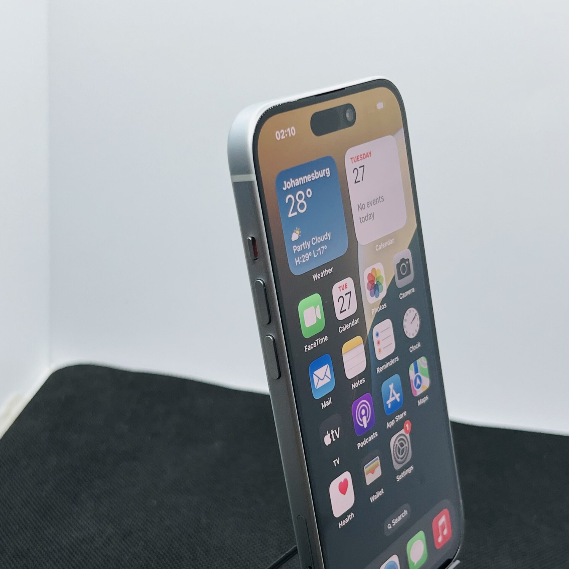 Apple iPhone 15 128GB Blue – (Grade B) - Image 4